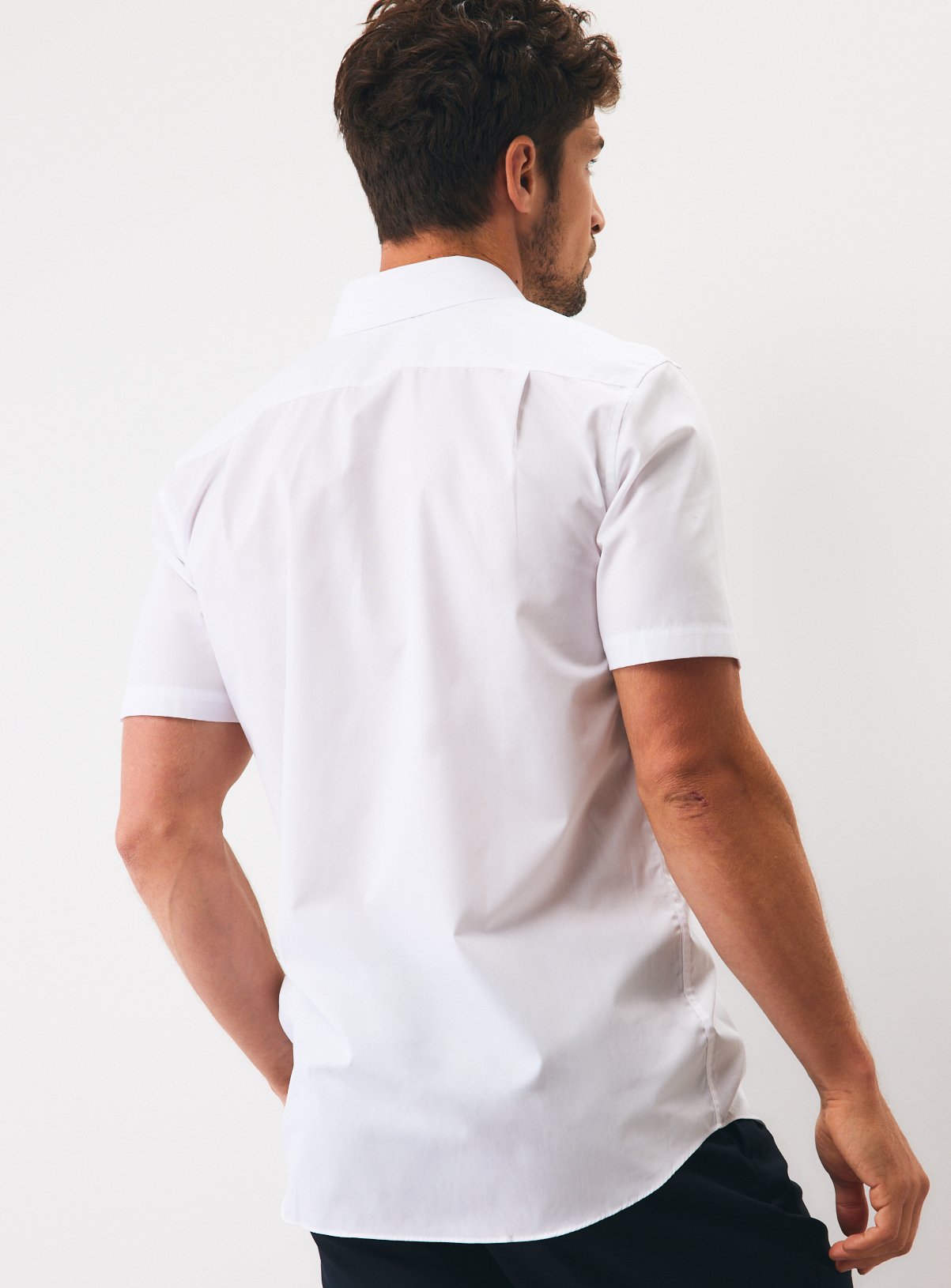 Regular Fit White Short Sleeved Shirts 2-Pack 15.5 - Image 5 thumbnail