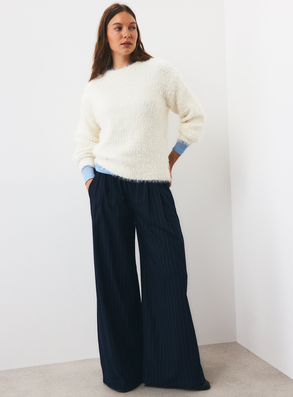 Eyelash Fancy Yarn Jumper S - Image 2 thumbnail