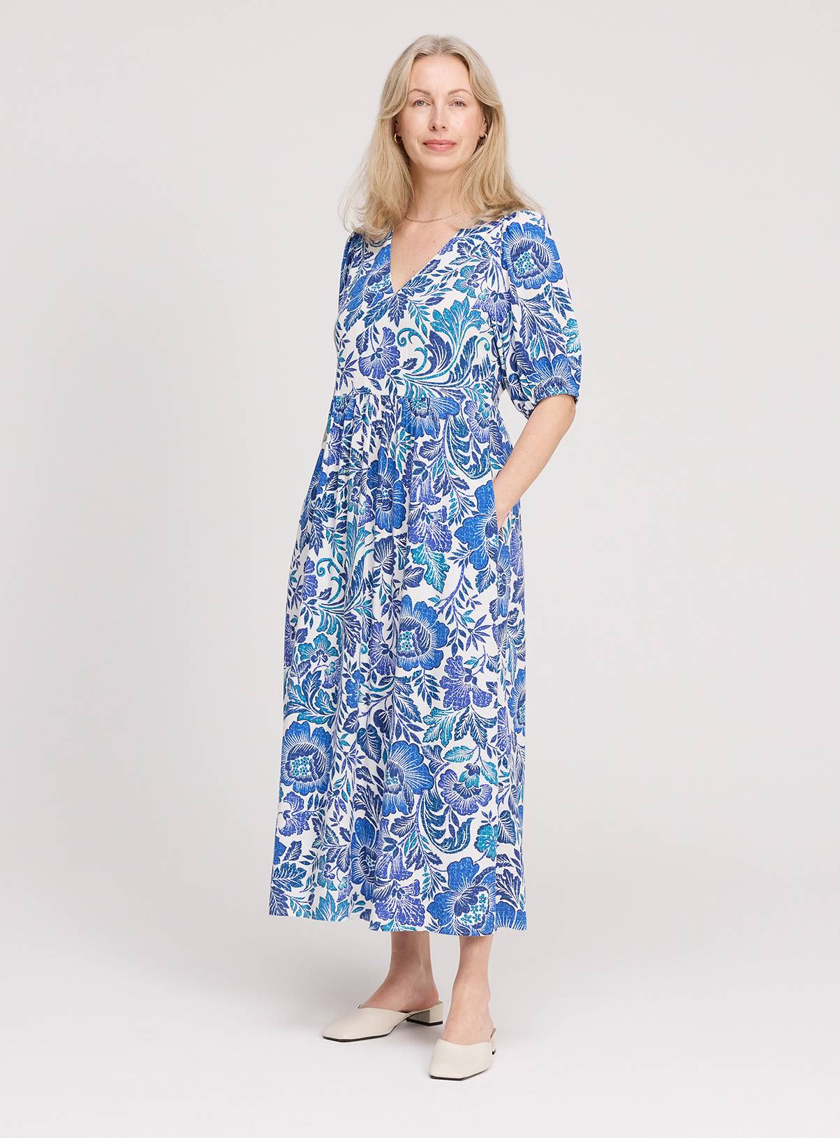 FINERY Logan Dress Blue Floral 16 - Image 2