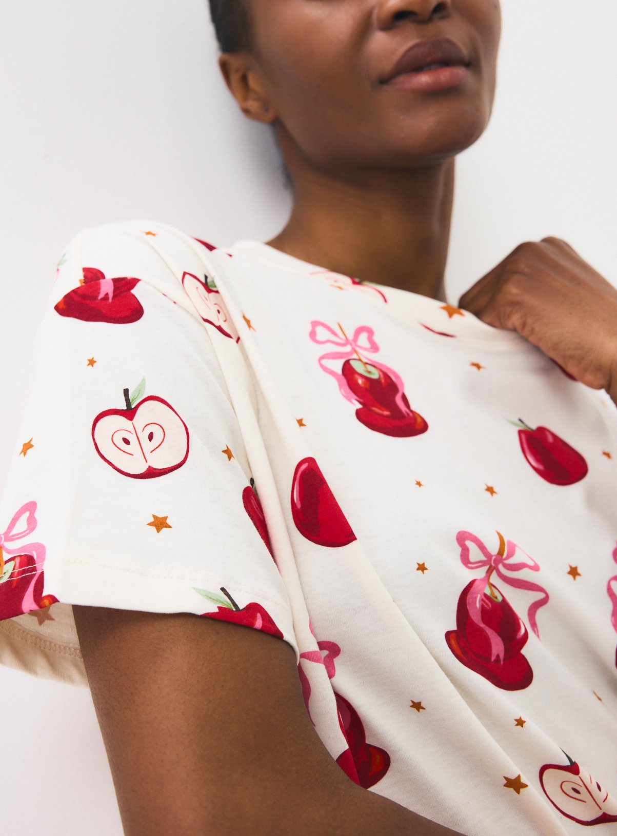Cream Apple Print Sleep T-Shirt L - Image 3 thumbnail