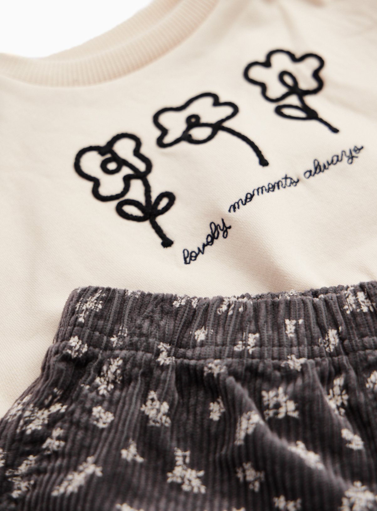 Mono Flower Print Sweatshirt Set 9-12 months - Image 2 thumbnail
