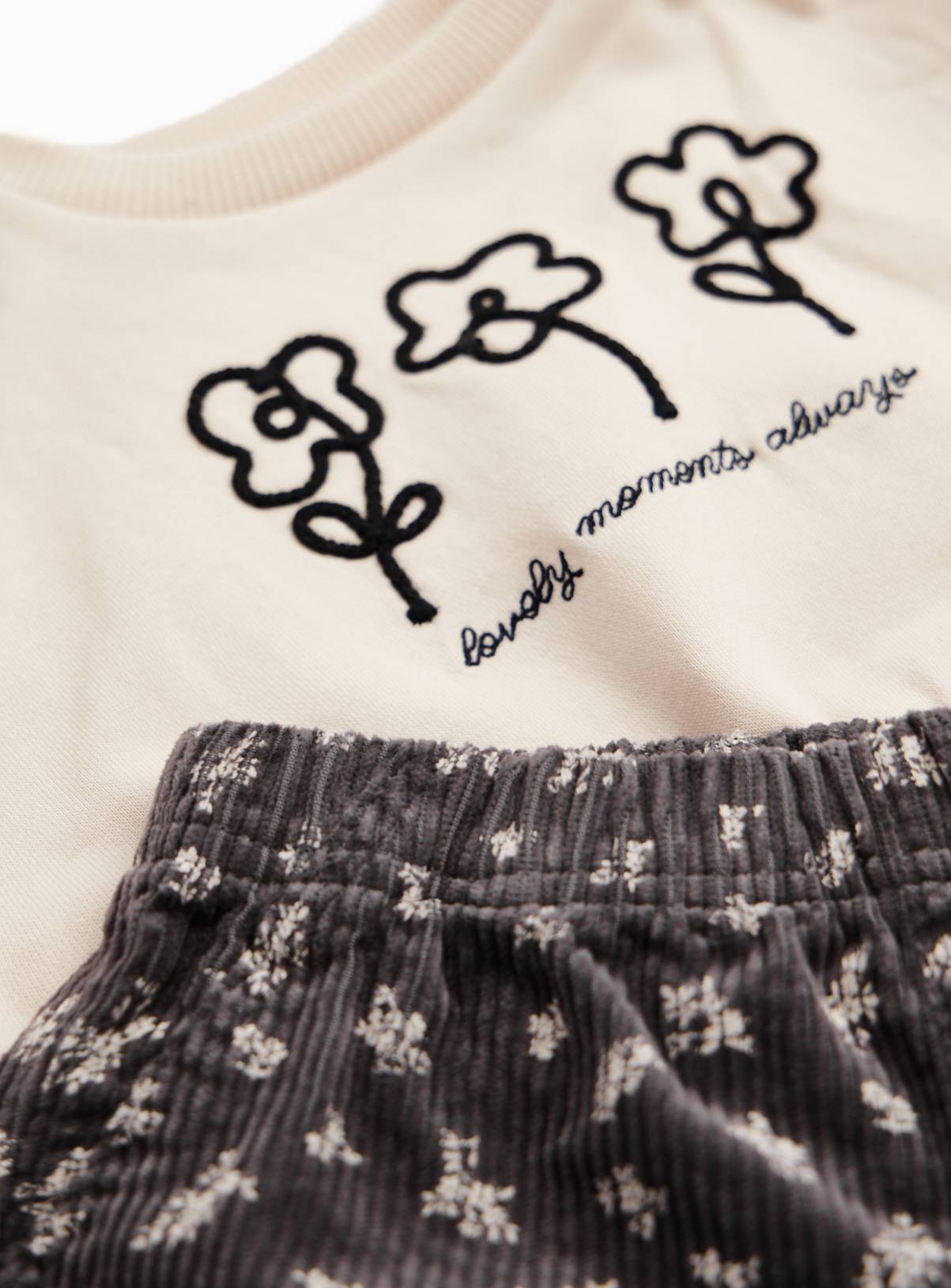 Mono Flower Print Sweatshirt Set 9-12 months - Image 2