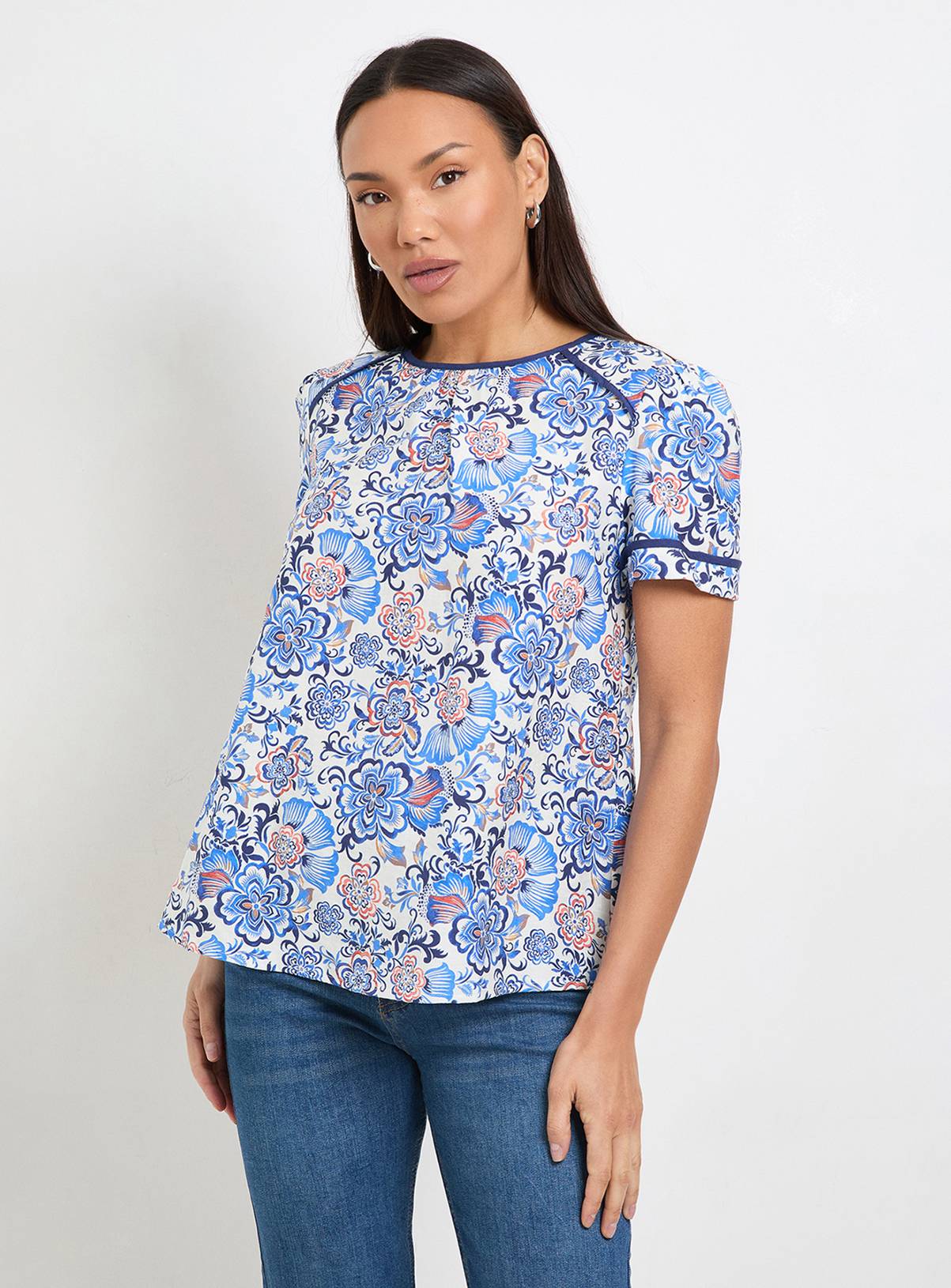 WALLIS Floral Contrast Short Sleeve Top 10 - Image 1