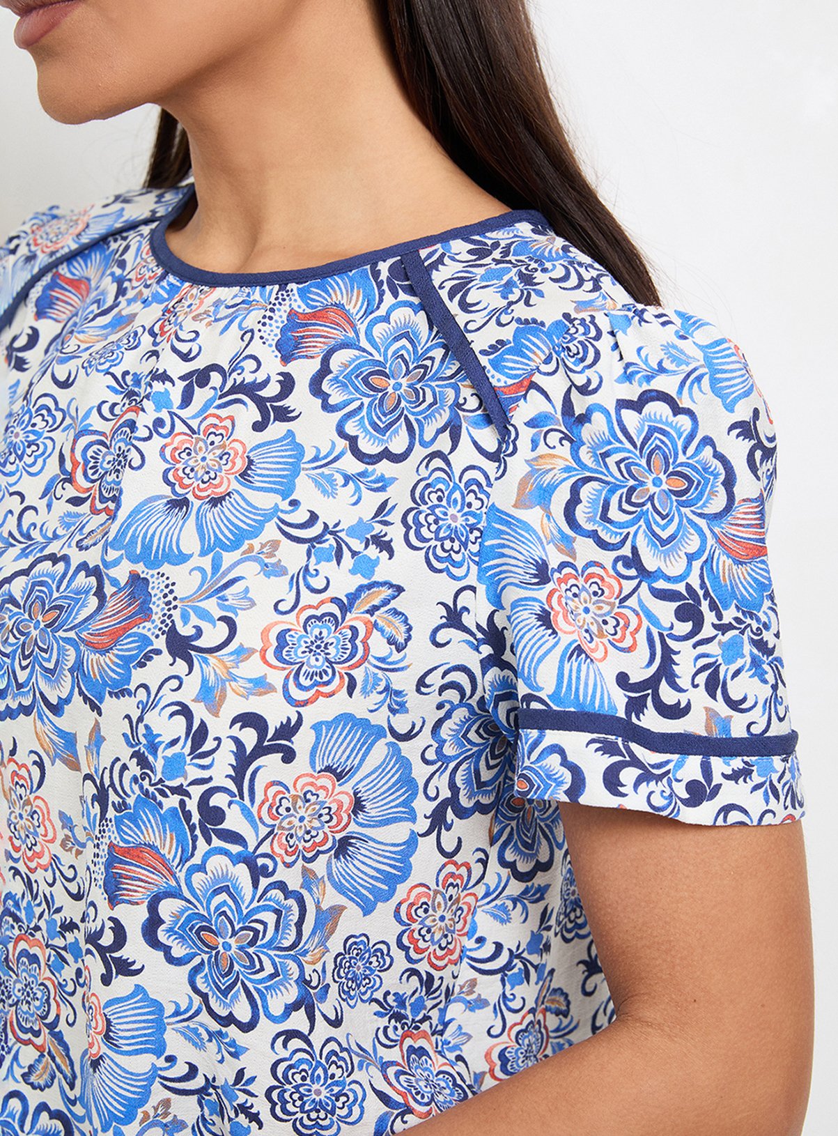 WALLIS Floral Contrast Short Sleeve Top 10 - Image 5 thumbnail