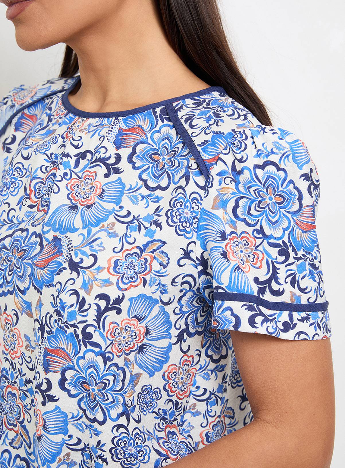 WALLIS Floral Contrast Short Sleeve Top 10 - Image 5