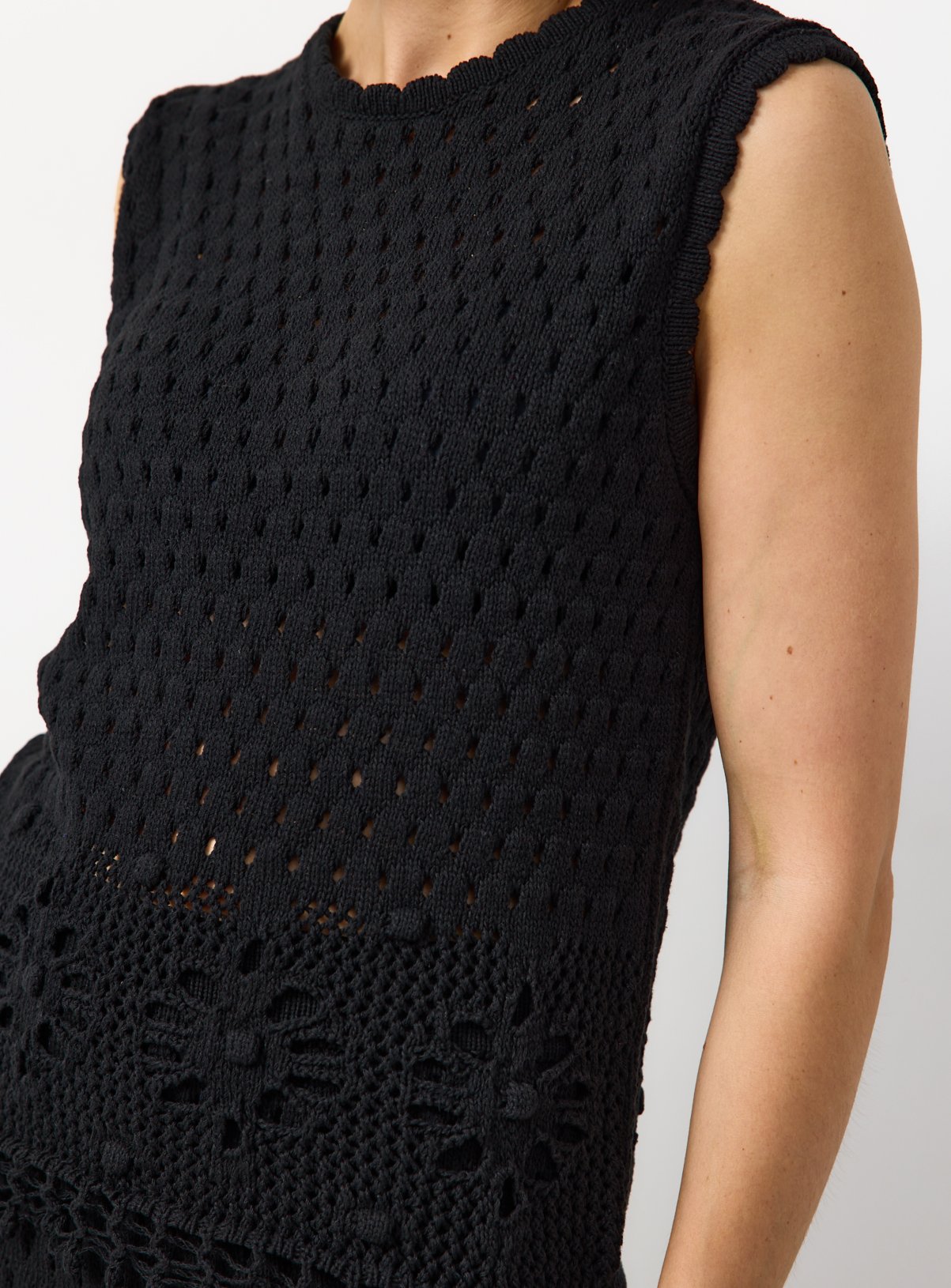 Black Crochet Co-ord Top 16 - Image 3 thumbnail