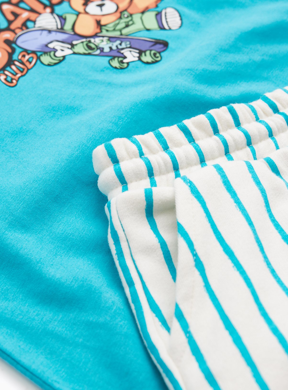 Skate Graphic T-Shirt & Stripe Shorts Set 5 years - Image 2 thumbnail