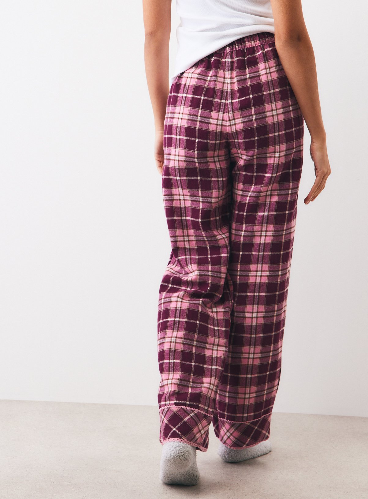 Pink & Burgundy Check Pyjama Bottoms M - Image 4 thumbnail