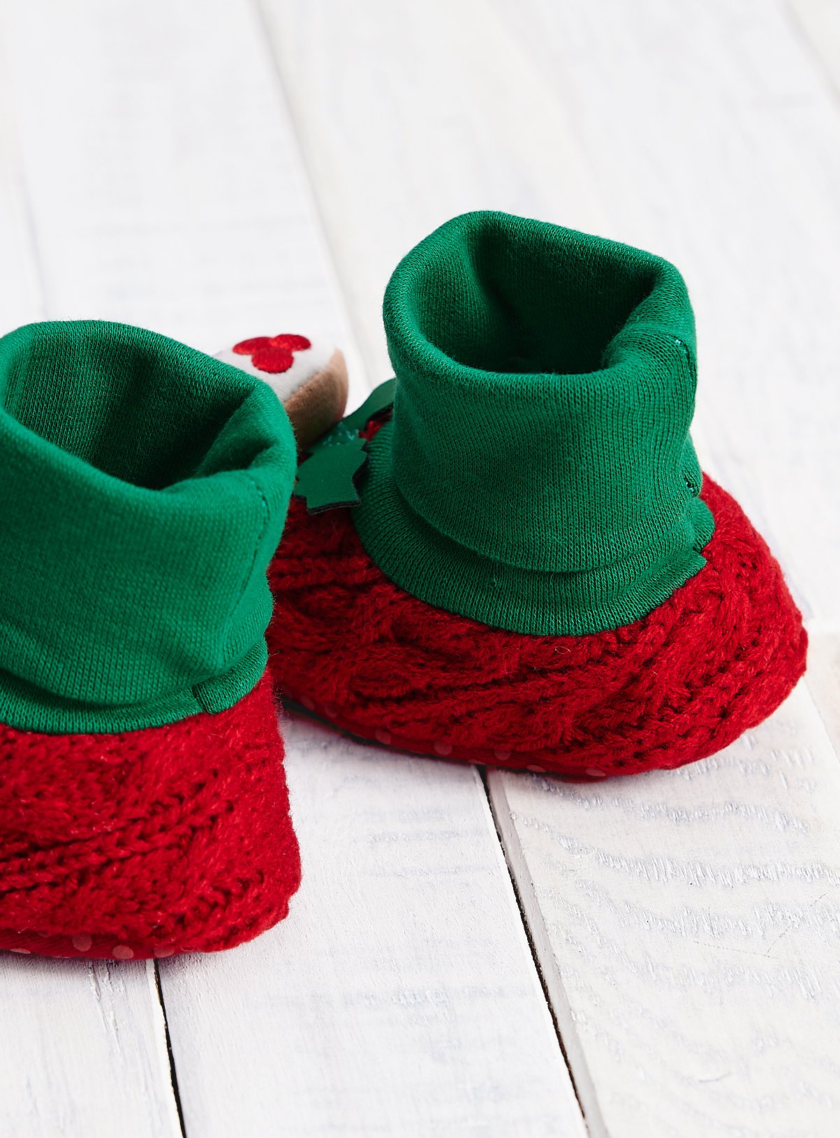 Christmas Pudding Bootee Slippers 9-12 months - Image 3 thumbnail