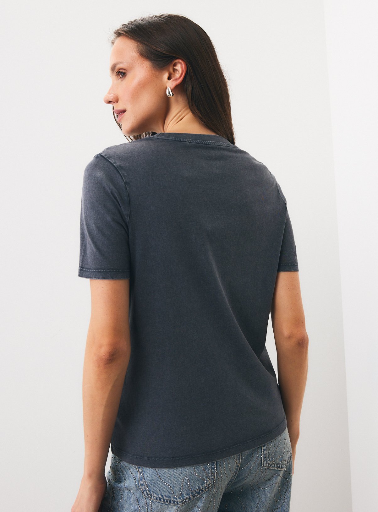 Charcoal ‘I Wish It Could Be Christmas Everyday’ T-Shirt 14 - Image 4 thumbnail