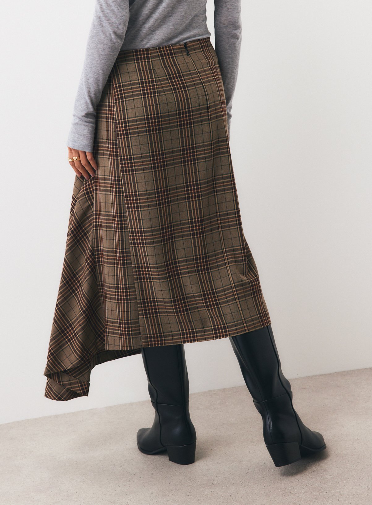 Brown Check Skirt  20 - Image 4 thumbnail