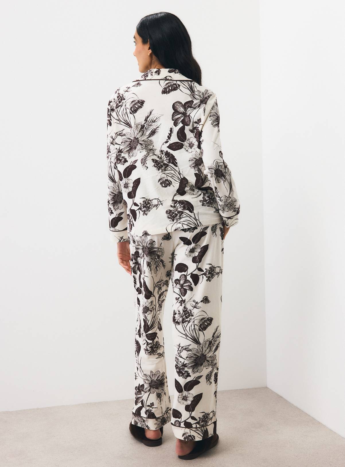 Cream Floral Jersey Pyjama 2-Piece Set XL - Image 4