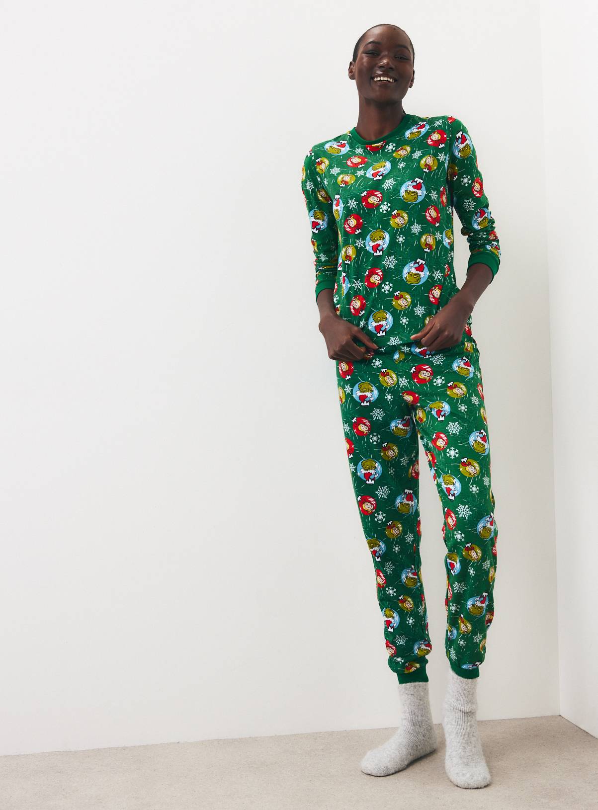 Family Matching Christmas The Grinch Pyjamas 20-22 - Image 3