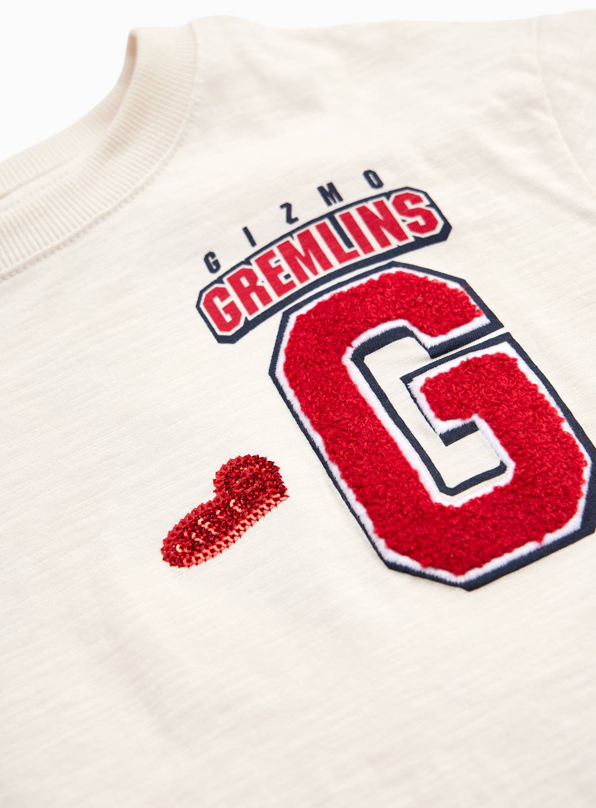 Cream Gremlins Gizmo Varsity T-Shirt 14 years - Image 3