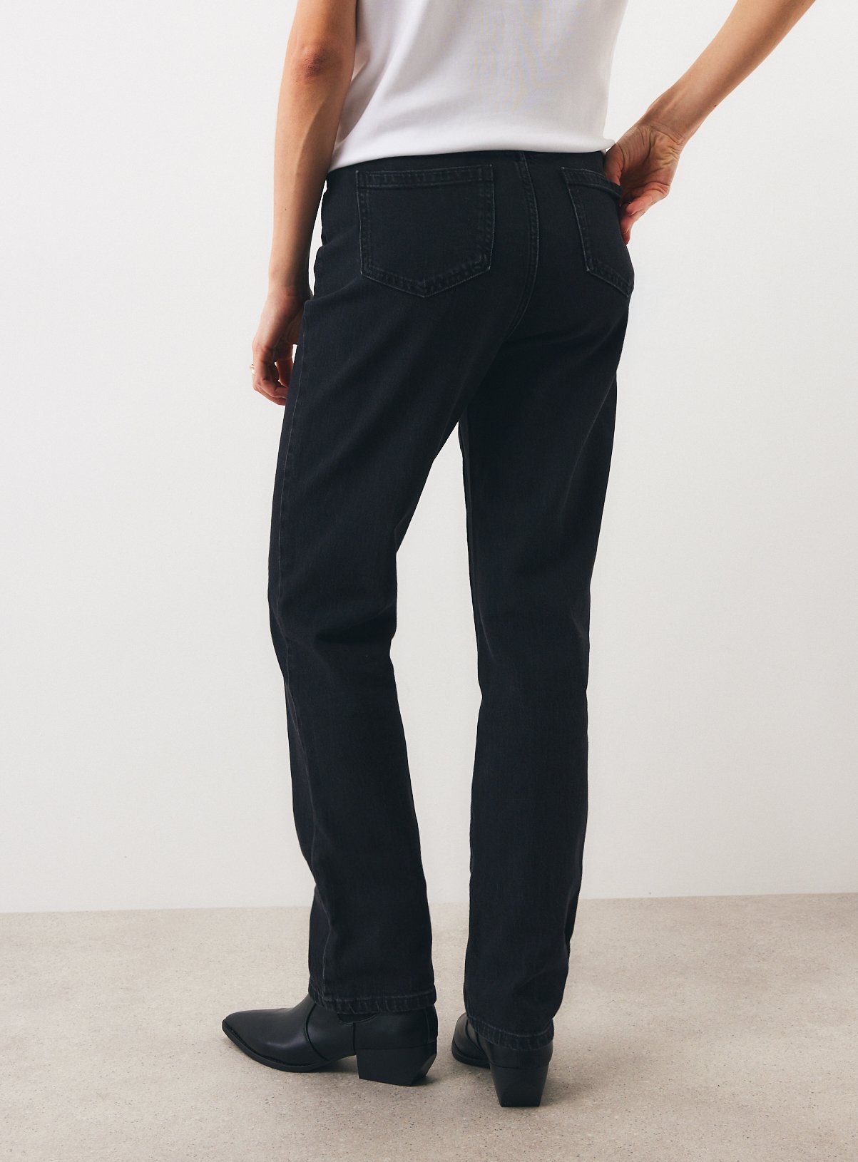 Black Slim Denim Jeans 8L - Image 4 thumbnail