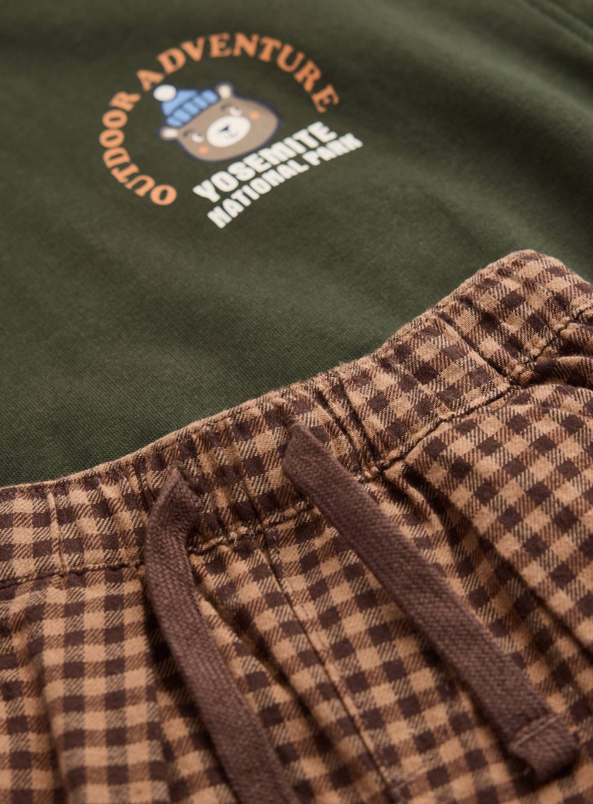 Great Outdoors Sweatshirt & Jogger Set 5-6 years - Image 3