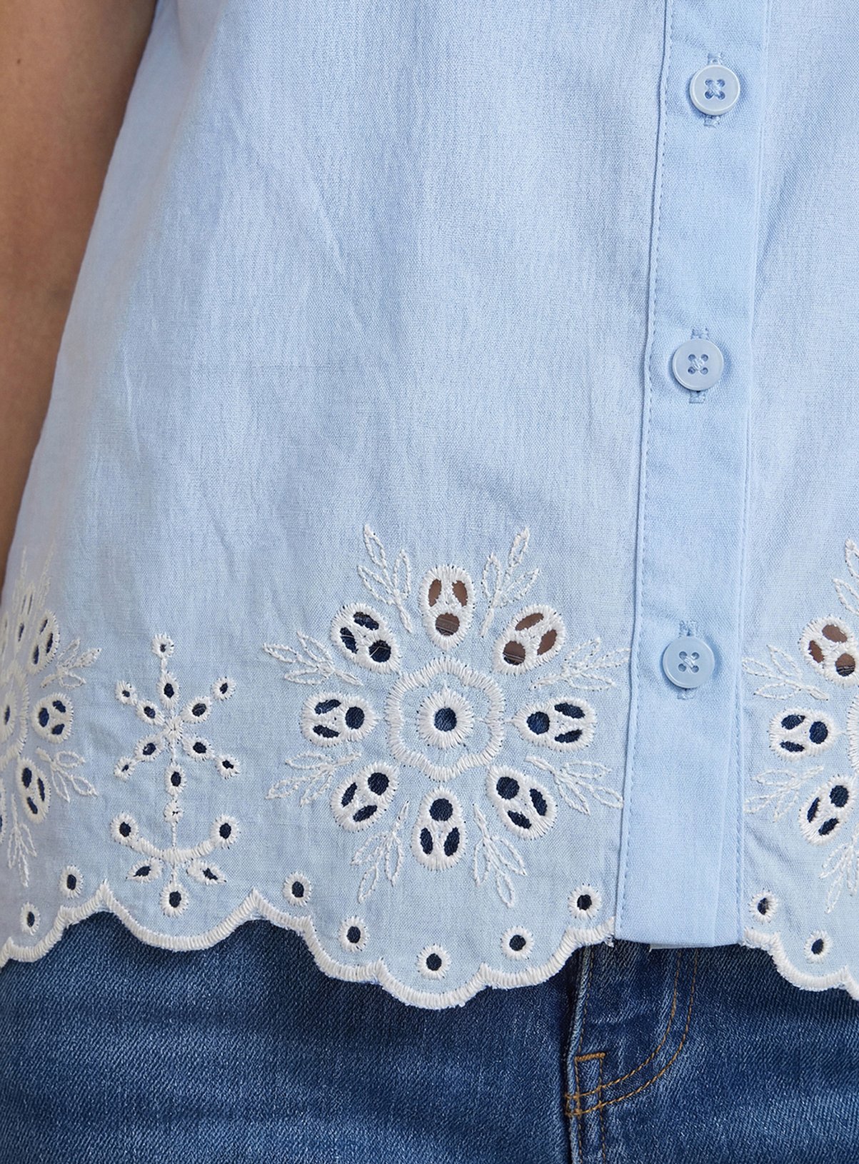 DOROTHY PERKINS Broderie Detail Collared Shell Top 18 - Image 2 thumbnail