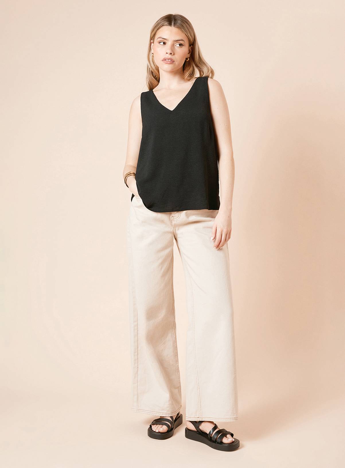 DOROTHY PERKINS Built Up V Neck Cami 10 - Image 2