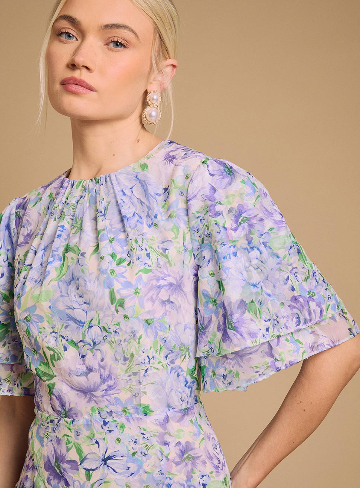 OASIS Occasion Floral Asymmetric Ruffle Jacquard Midaxi Dress 16 - Image 4
