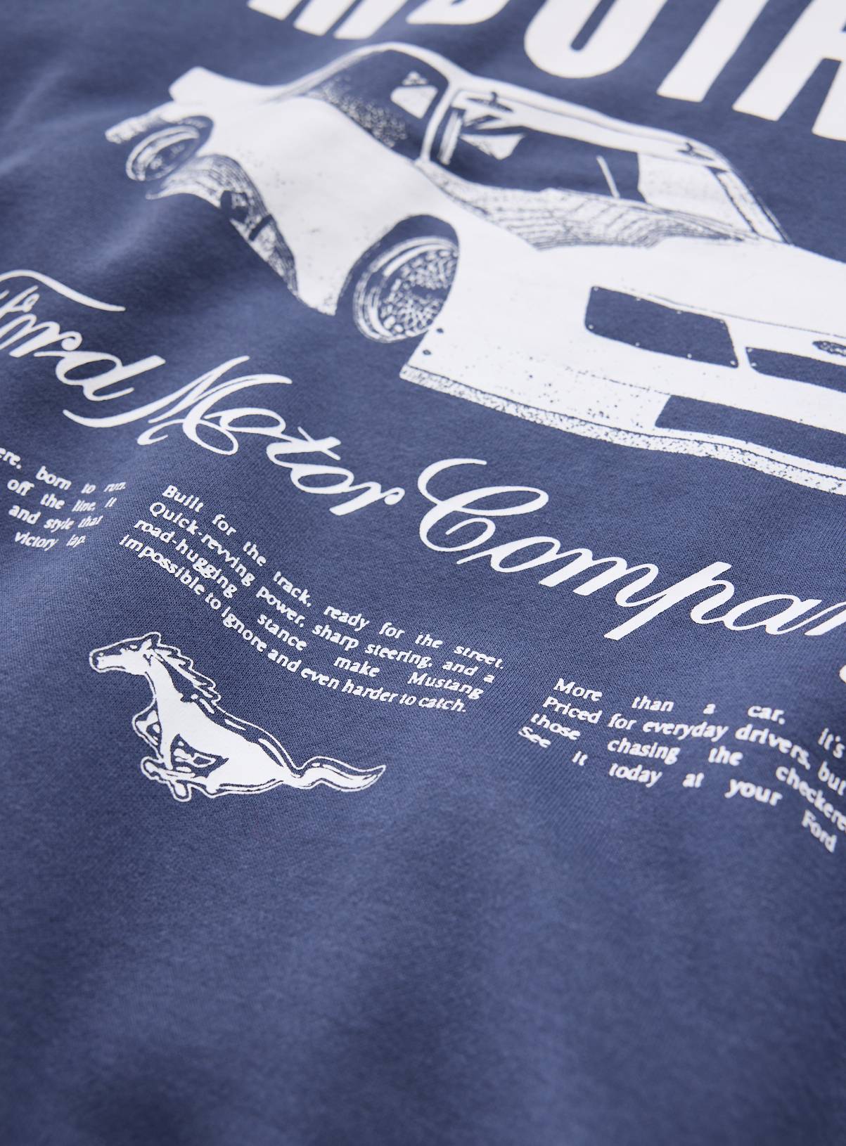 Ford Mustang Sweatshirt XXL - Image 3