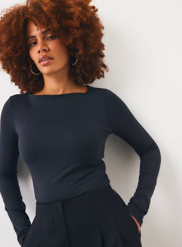 Black Slash Neck Long-Sleeved Top 12