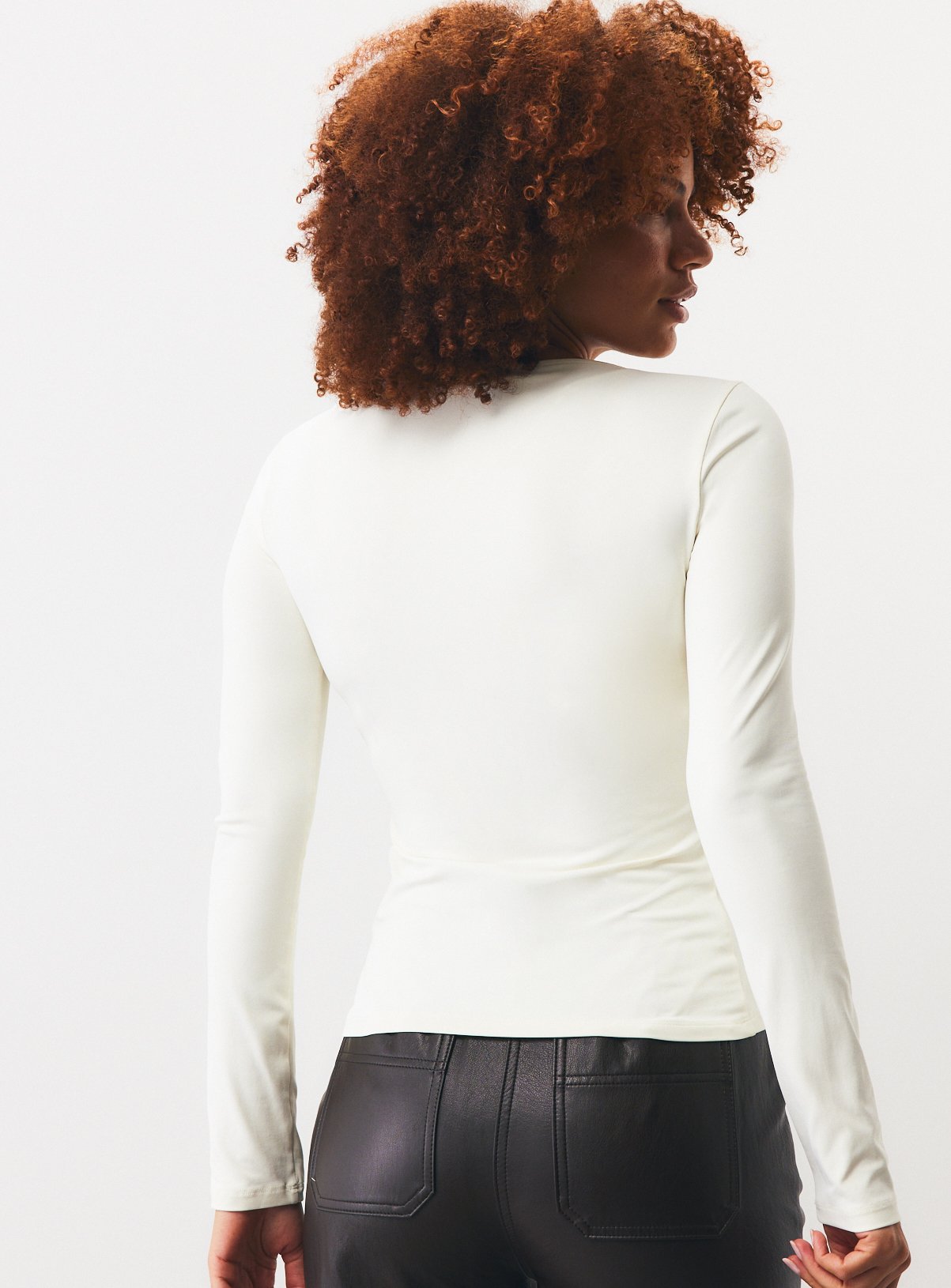 Cream Slash Neck Long-Sleeved Top 18 - Image 4 thumbnail