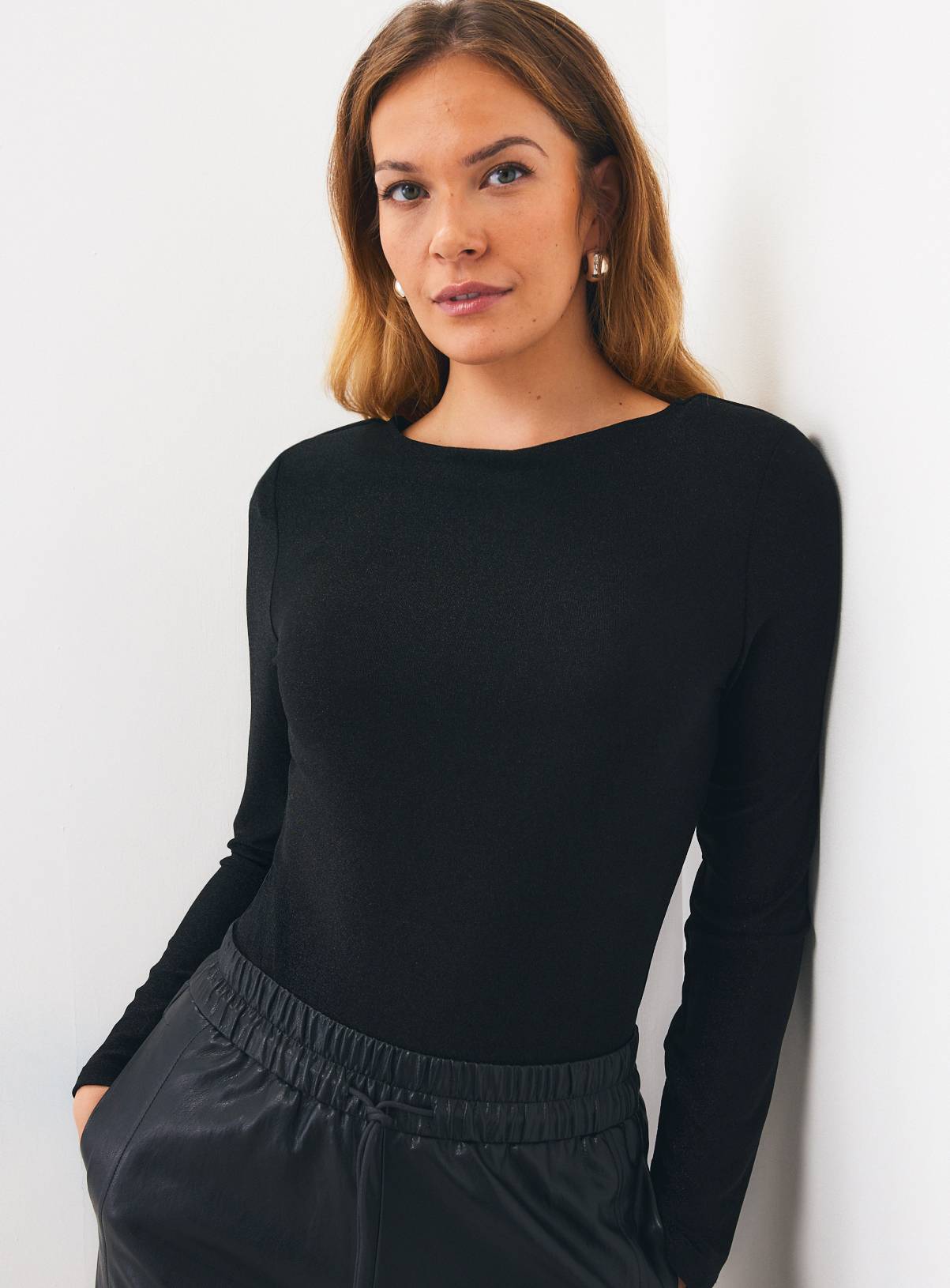 Black Slash Neck Shoulder Pad Top 16 - Image 1