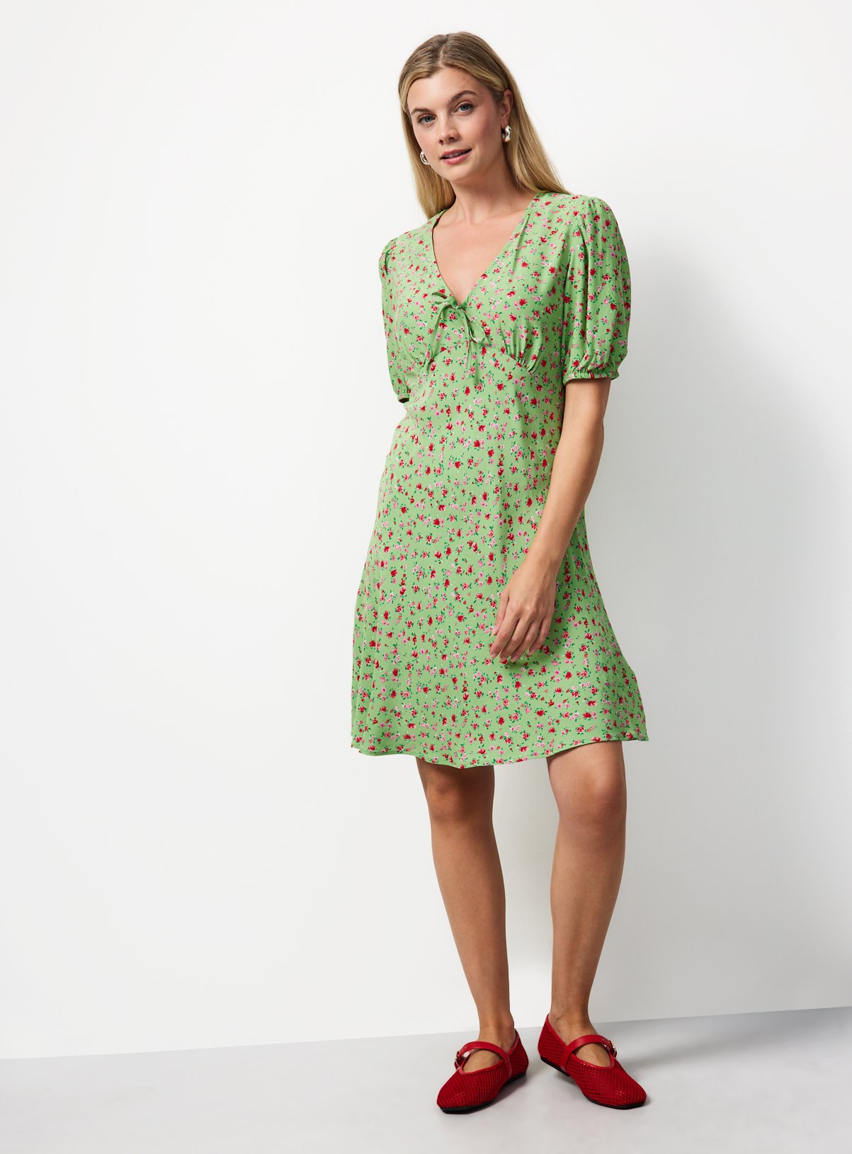 Green Ditsy Floral Tea Dress 24 - Image 2 thumbnail