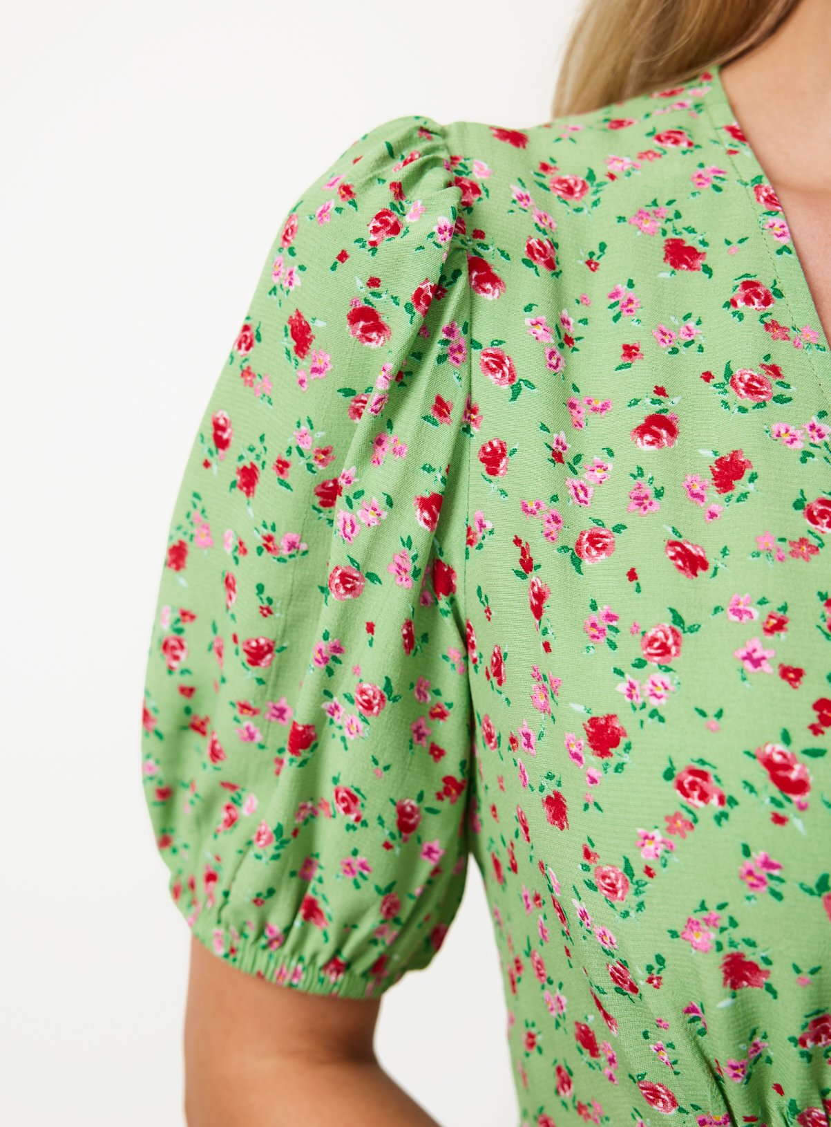 Green Ditsy Floral Tea Dress 24 - Image 3 thumbnail