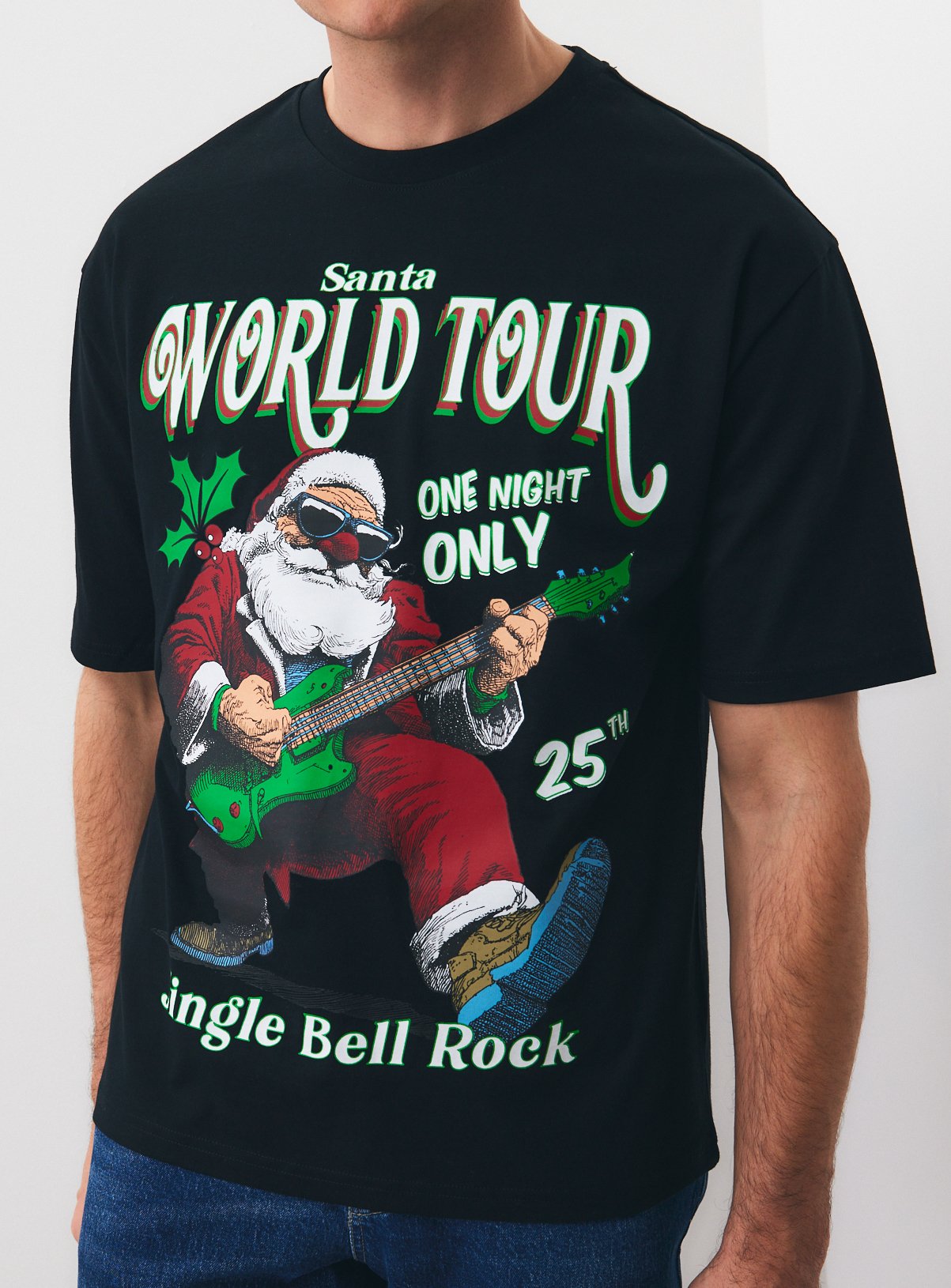 Santa World Tour Graphic Print T-Shirt XXXL - Image 1 thumbnail