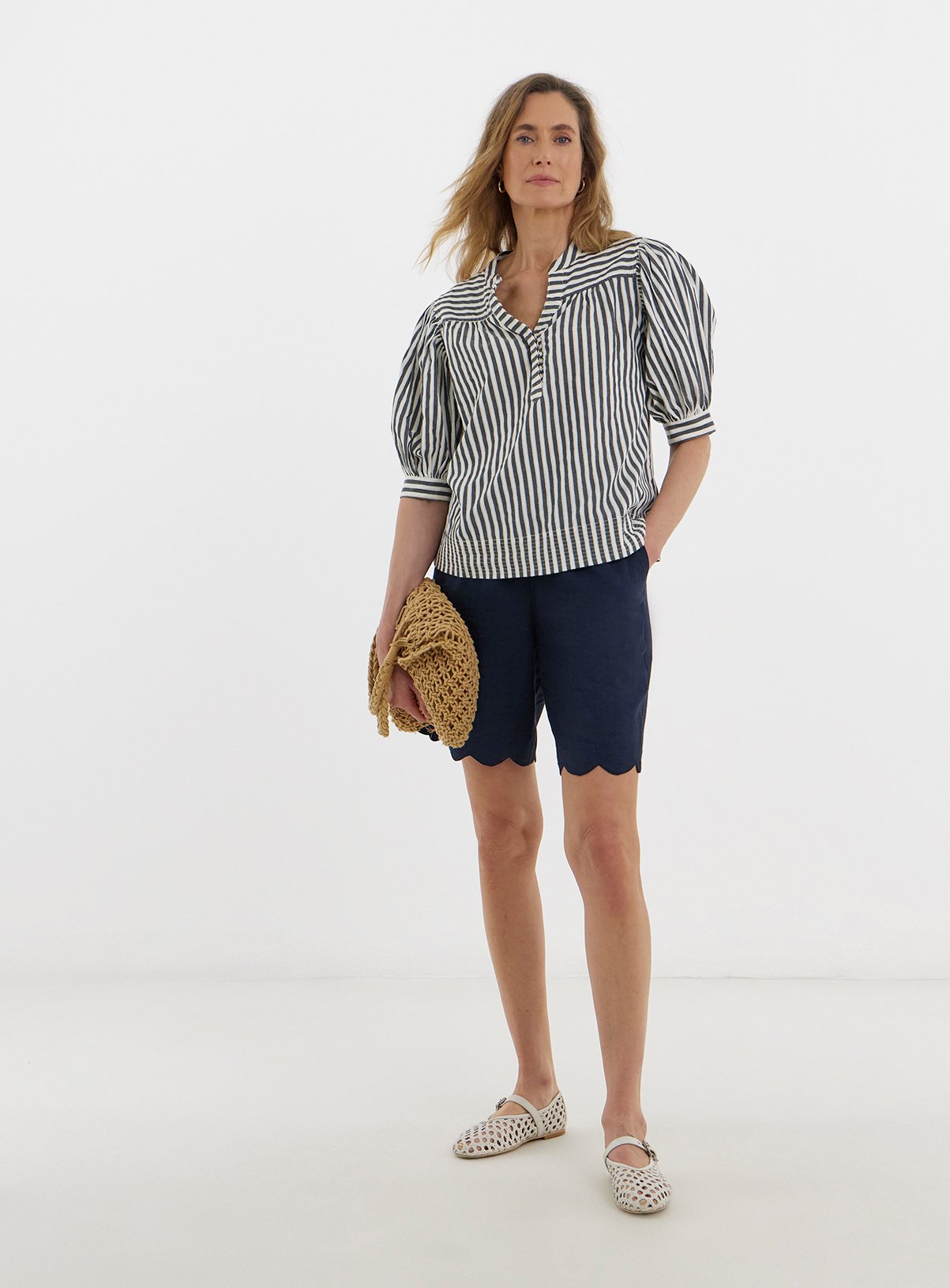 JD WILLIAMS Scallop Edge Linen Mix Short Navy 30 - Image 2 thumbnail