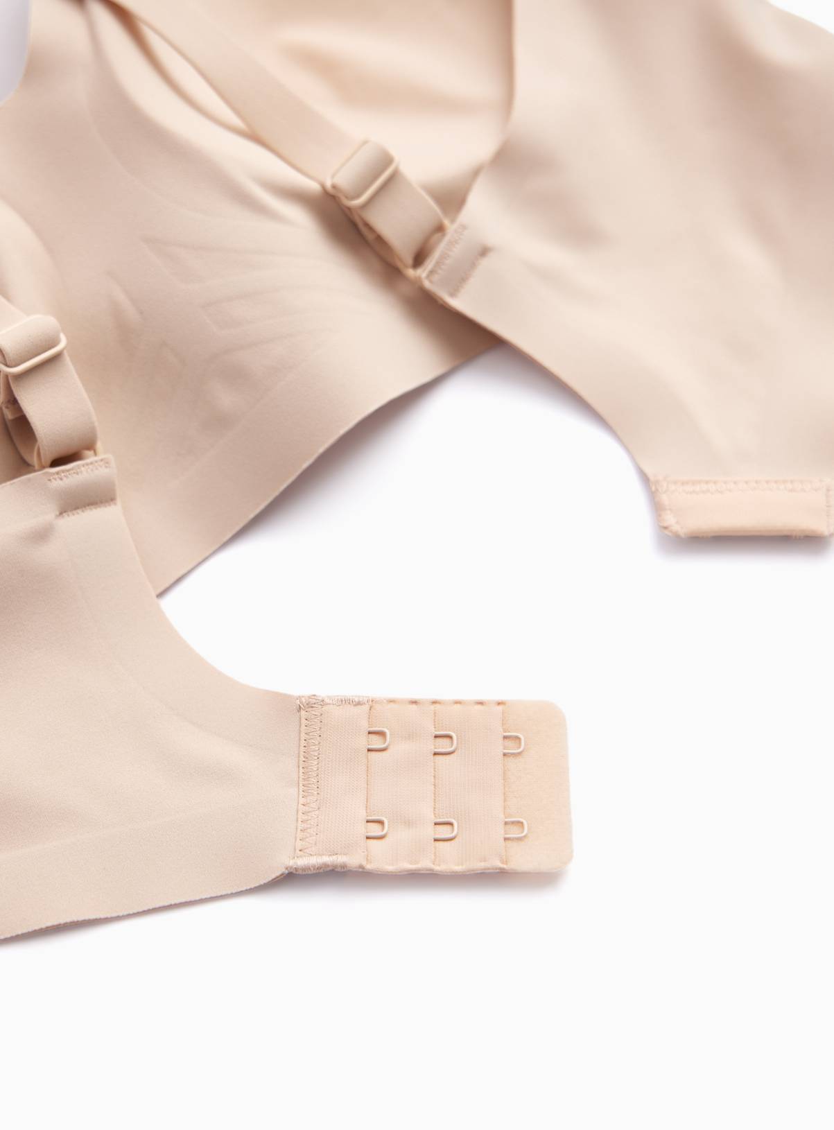 Nude Flexform™ High Apex Bonded Plunge Bra S - Image 4
