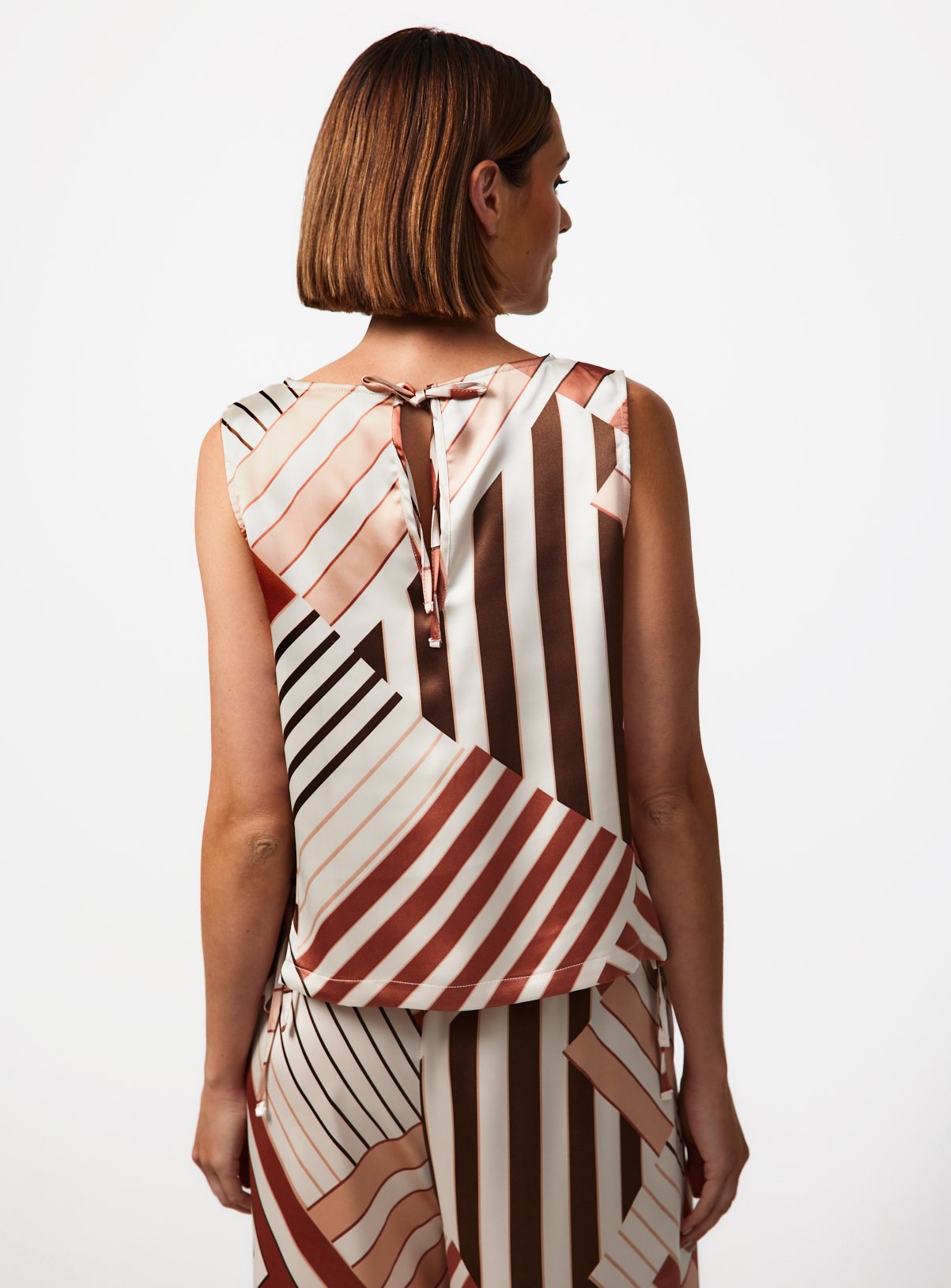 Brown Geo Print Tie Side Co-ord Shell Top 10 - Image 4 thumbnail