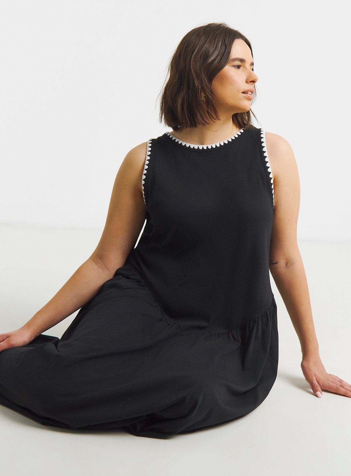 SIMPLY BE Jersey Mix Midaxi Dress With Whipstitch 16 - Image 3 thumbnail