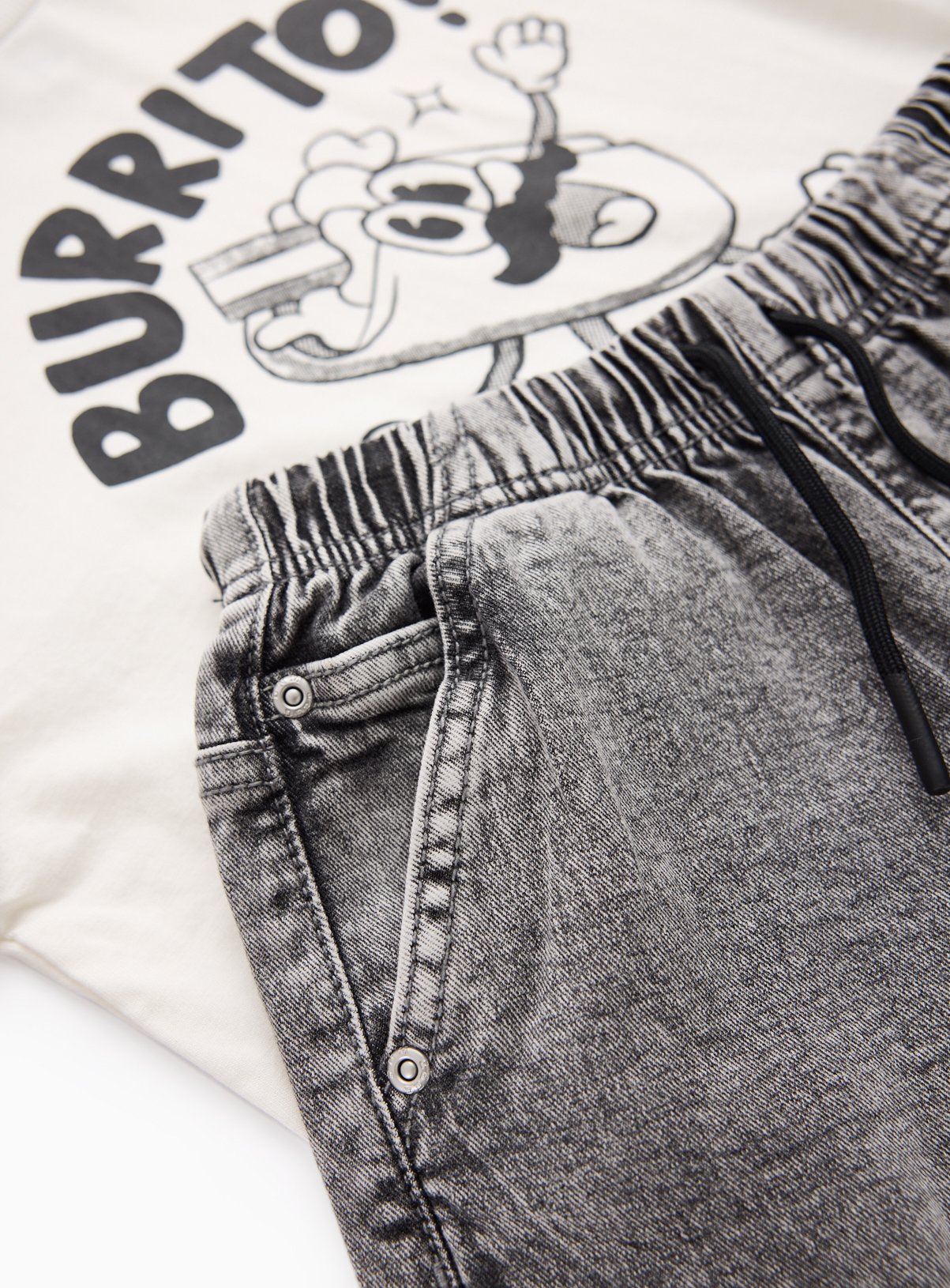 Burrito T-Shirt & Cargo Jeans Set 7 years - Image 2 thumbnail