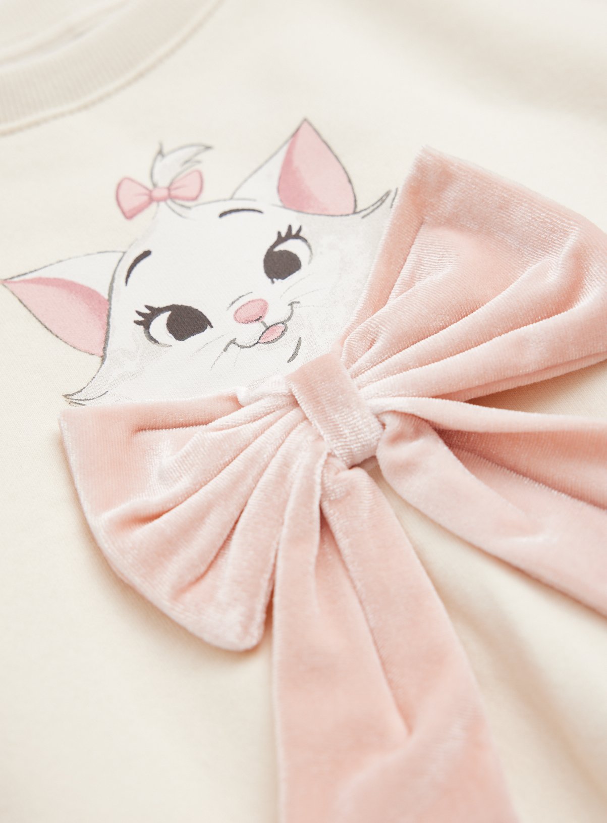 Disney The Aristocats Marie Velvet Bow Sweatshirt 2-3 years - Image 2 thumbnail