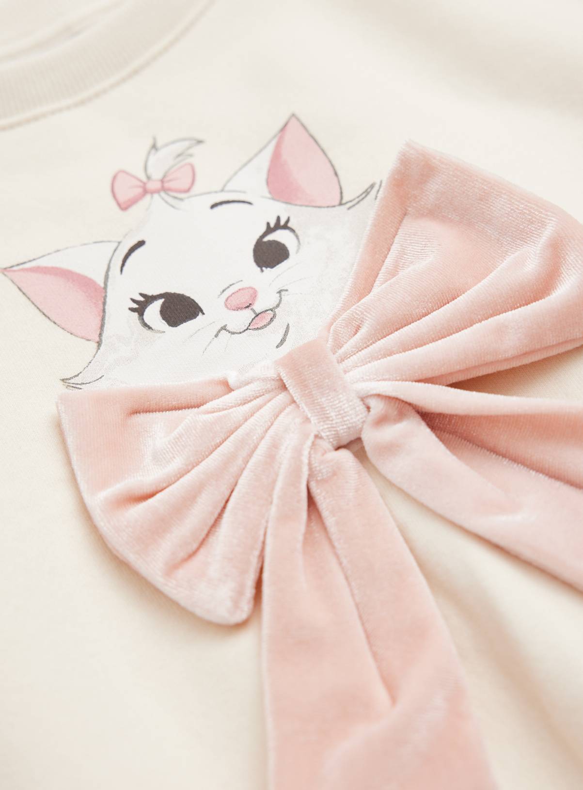 Disney The Aristocats Marie Velvet Bow Sweatshirt 2-3 years - Image 2