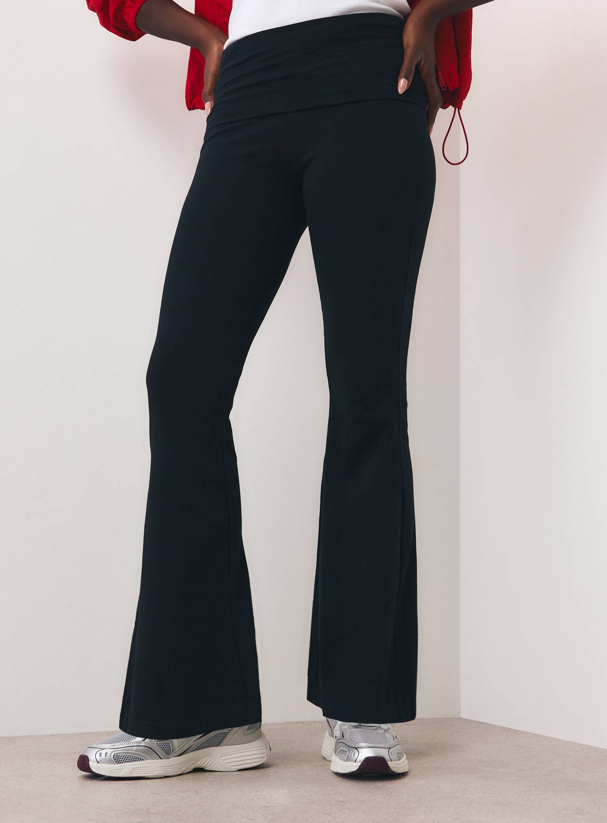 Black Kickflare Leggings L - Image 1