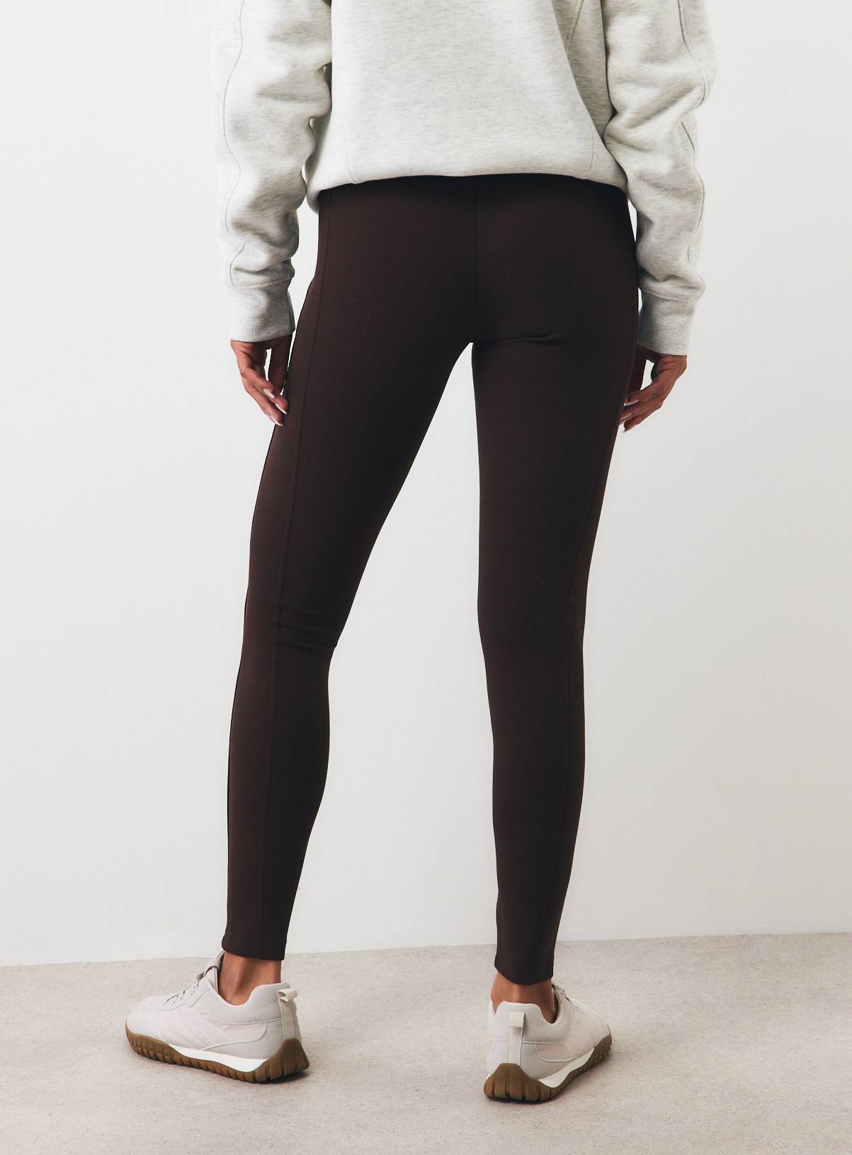 Brown Ribbed Leggings XL - Image 4