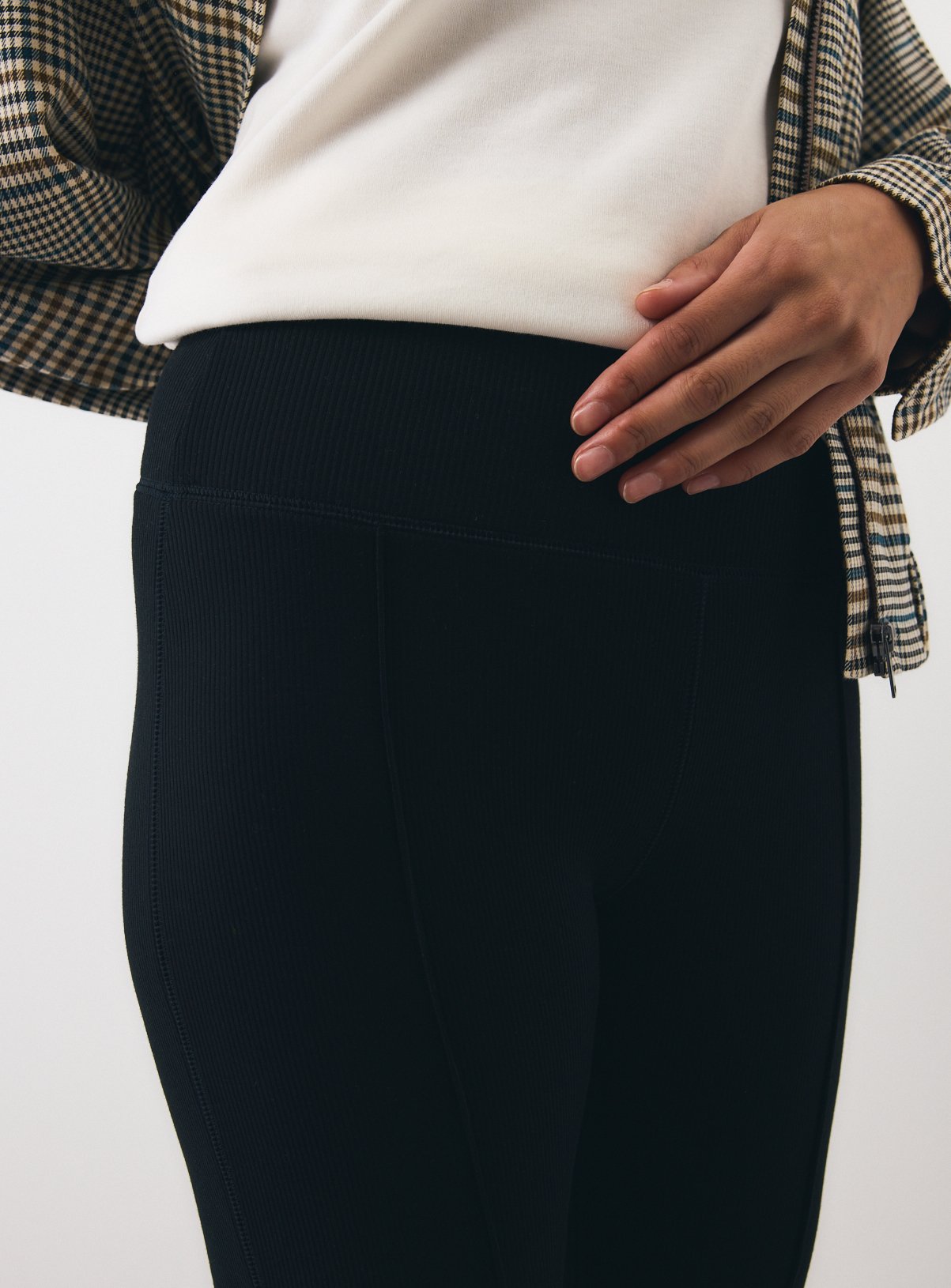 Black Ribbed Fashion Kick Flare Leggings M - Image 2 thumbnail