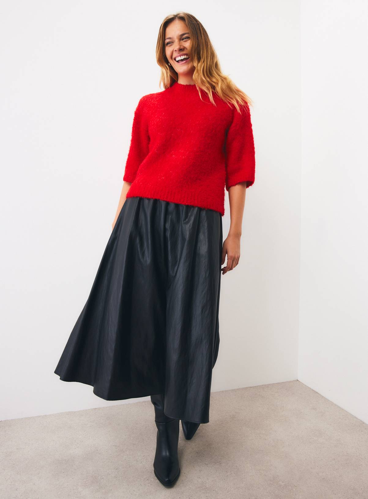 Red Boxy Fit Crewneck T-Shirt L - Image 1