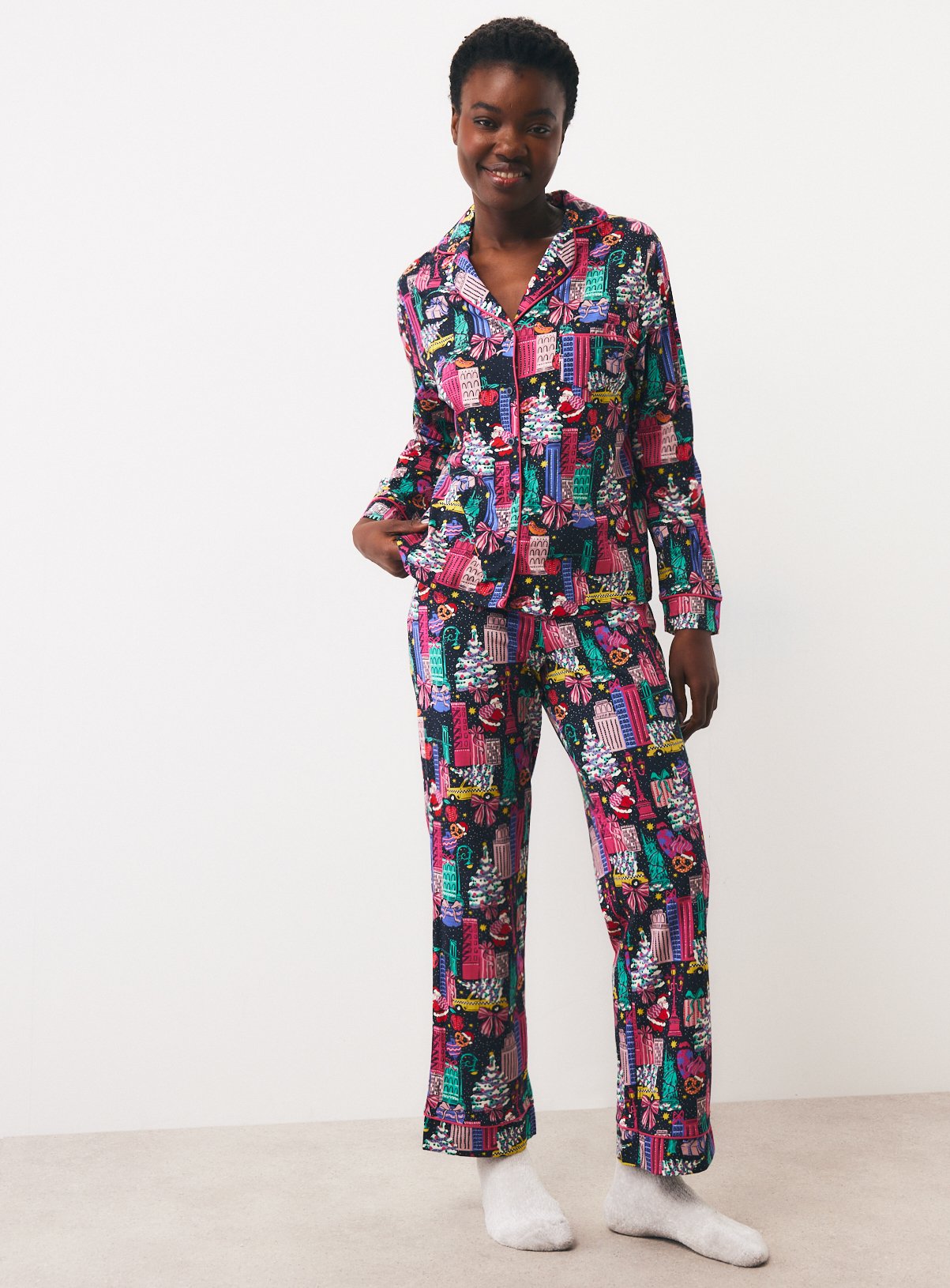 Christmas City Santa Traditional Pyjama Set XXL - Image 3 thumbnail
