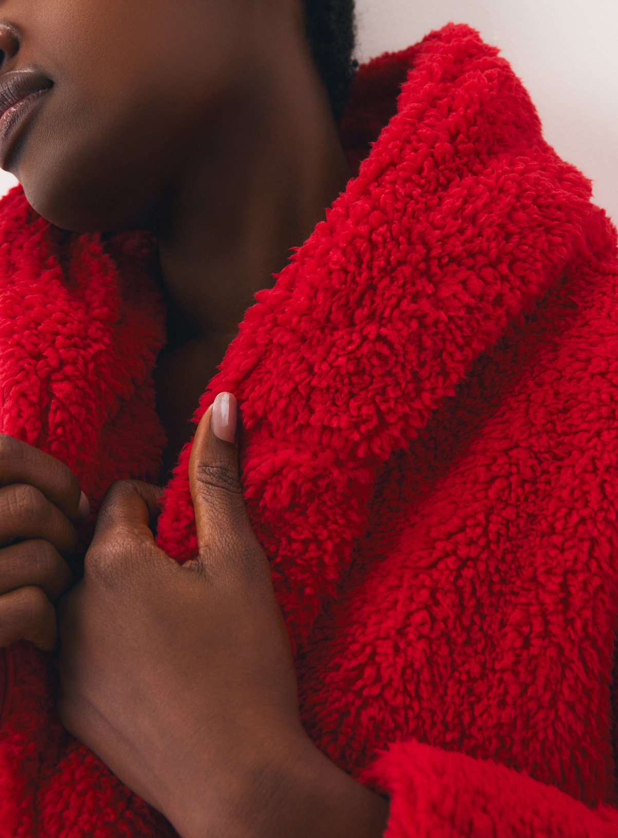 Red Borg Hooded Dressing Gown S - Image 3 thumbnail