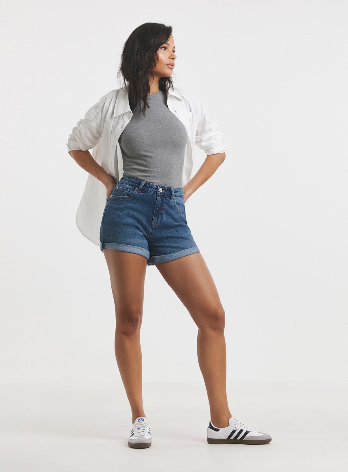 SIMPLY BE Mid Blue Loose Mom Shorts 30 - Image 3 thumbnail