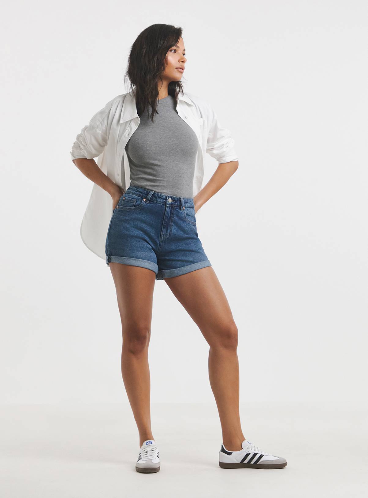 SIMPLY BE Mid Blue Loose Mom Shorts 30 - Image 3