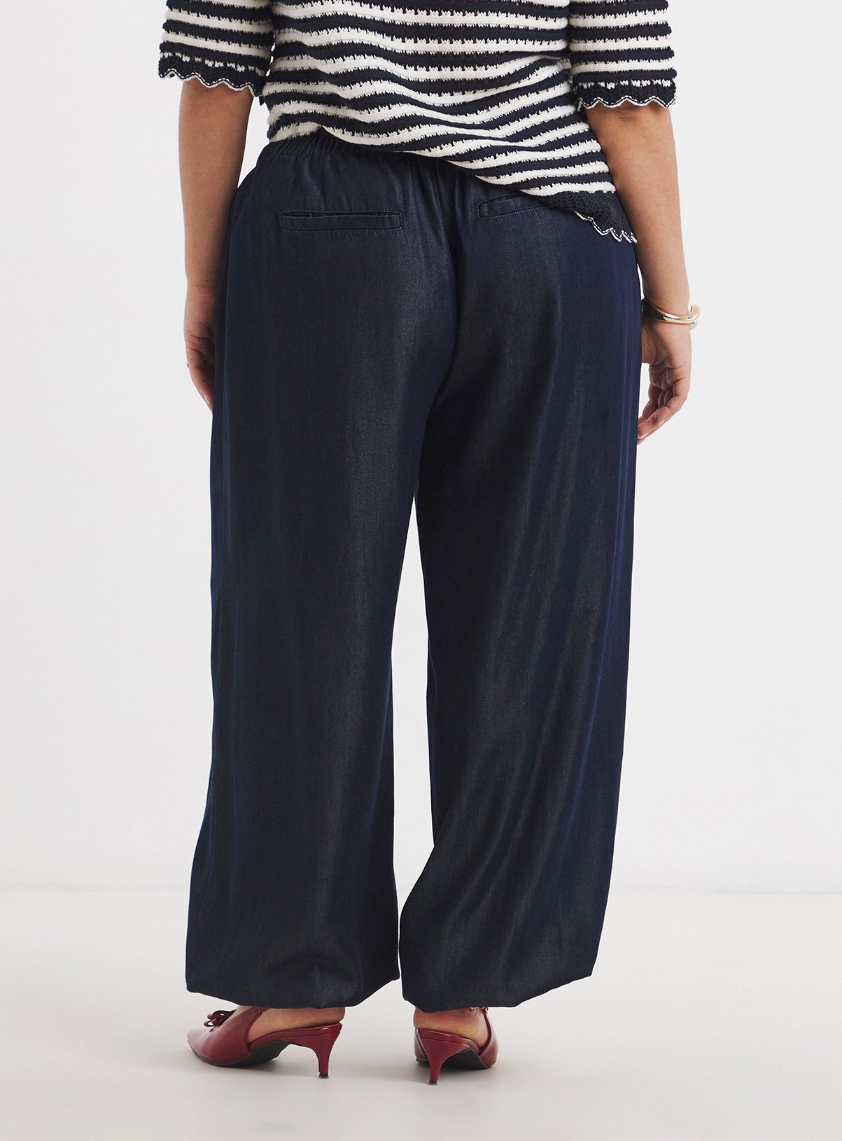 SIMPLY BE Indigo Tencel Tie Waist Balloon Jeans 24 - Image 2 thumbnail