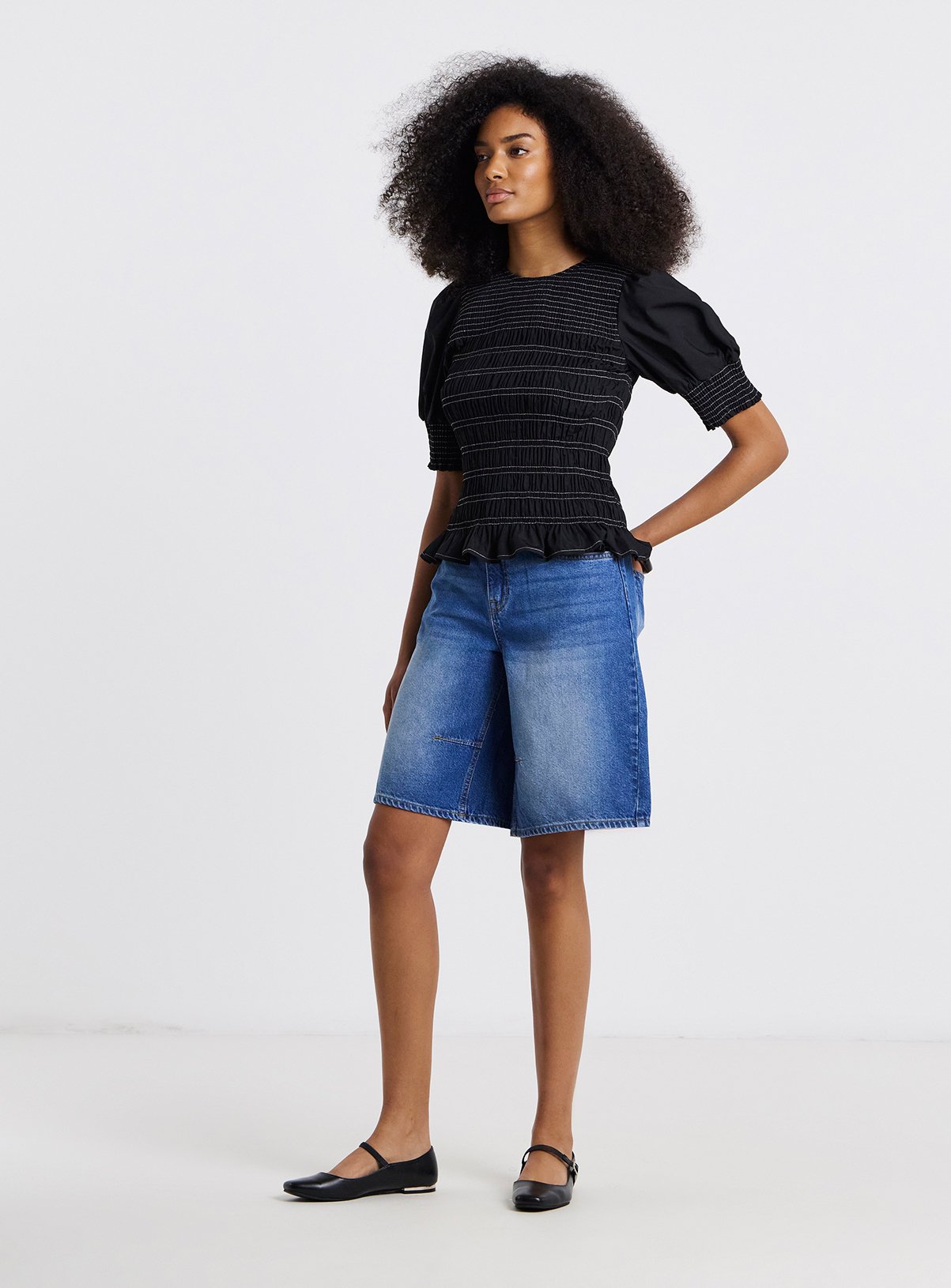 SIMPLY BE  Denim Jorts 32 - Image 3 thumbnail