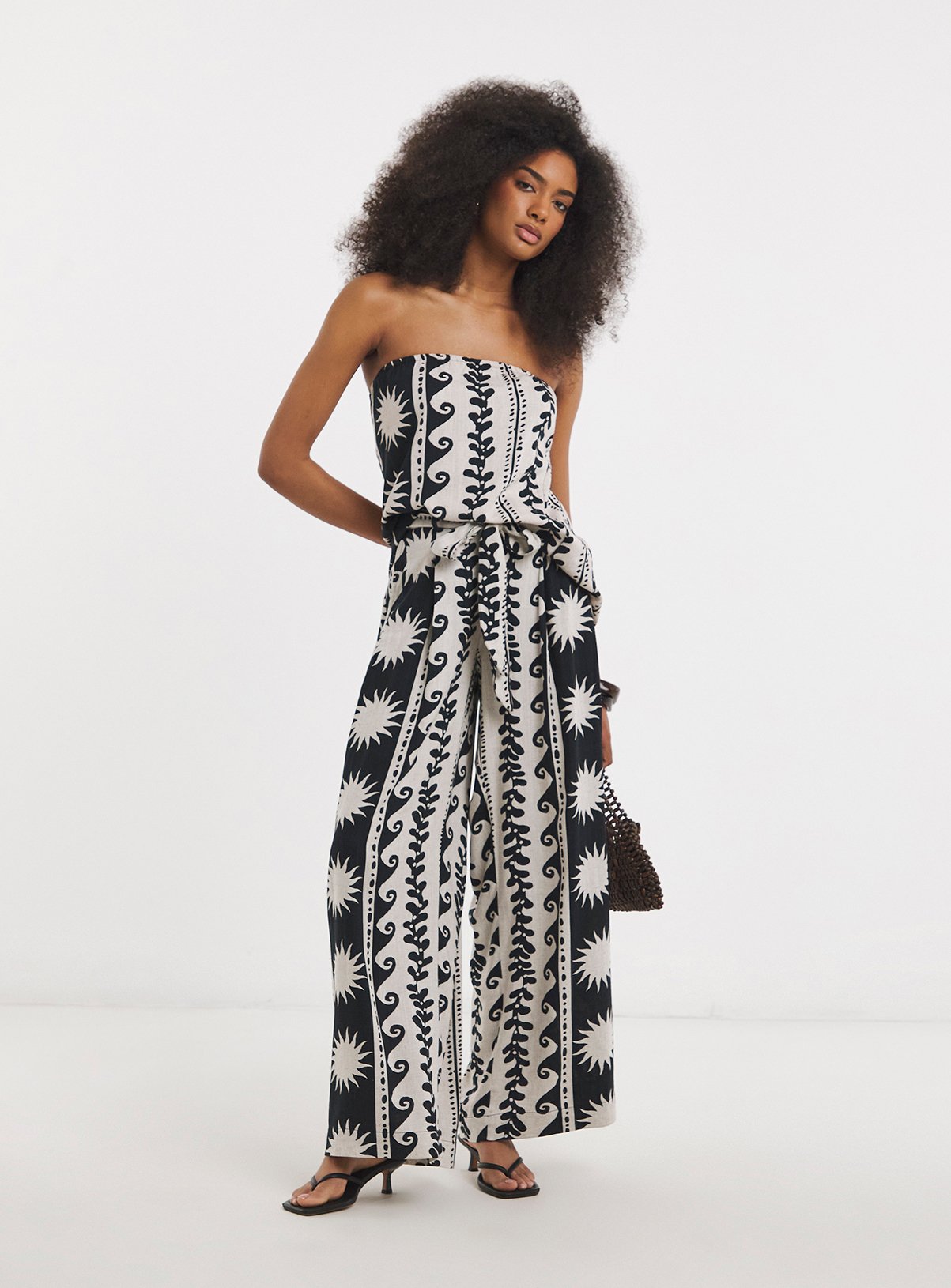SIMPLY BE Mono Printed Palazzo Trouser 24 - Image 3 thumbnail