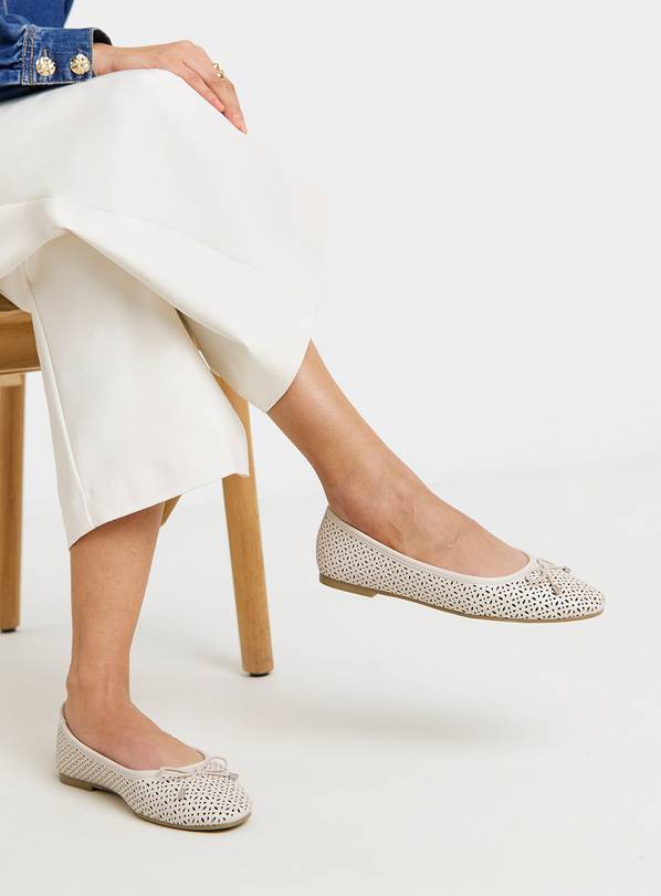 JD WILLIAMS Lasercut Ballerina Extra Wide Fit 8
