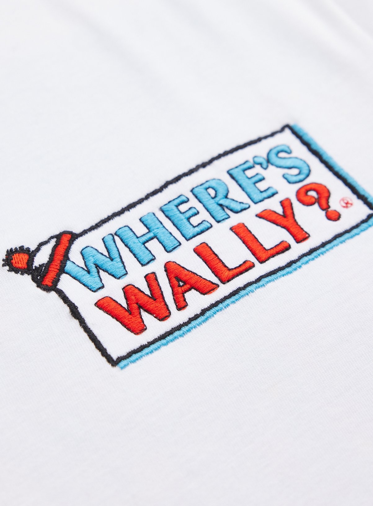 Where's Wally Christmas T-Shirt XL - Image 3 thumbnail